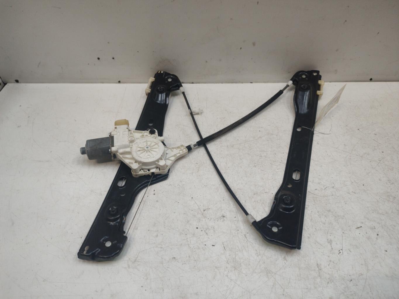 Alzacristalli elettrico anteriore destro BMW SERIE 3 E91 TOURING PHASE 1 BREAK Diésel - 1
