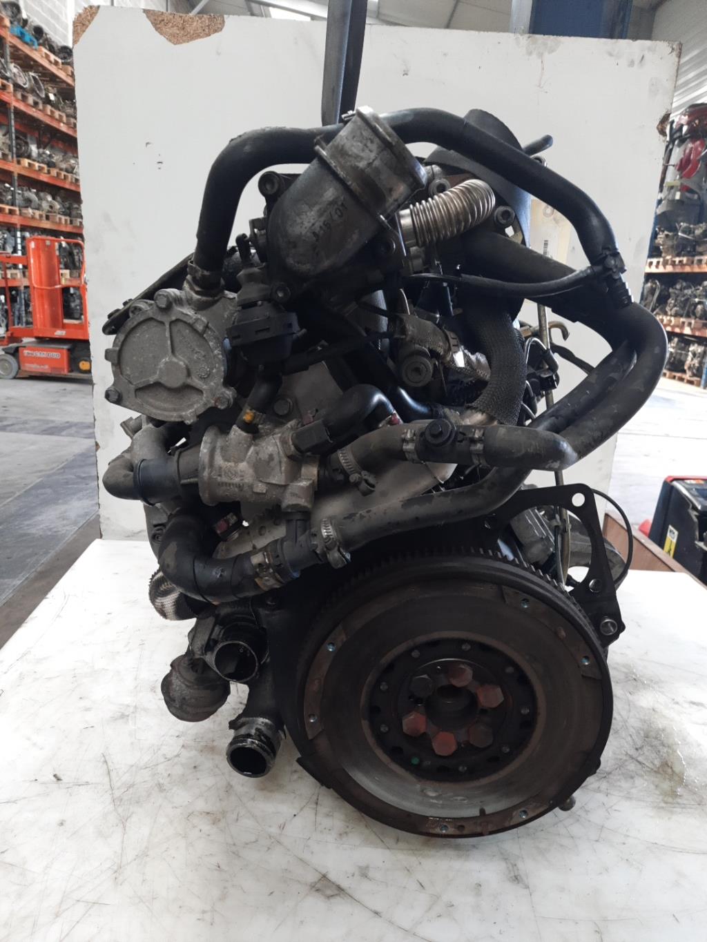 Moteur LANCIA LYBRA BREAK  - 1