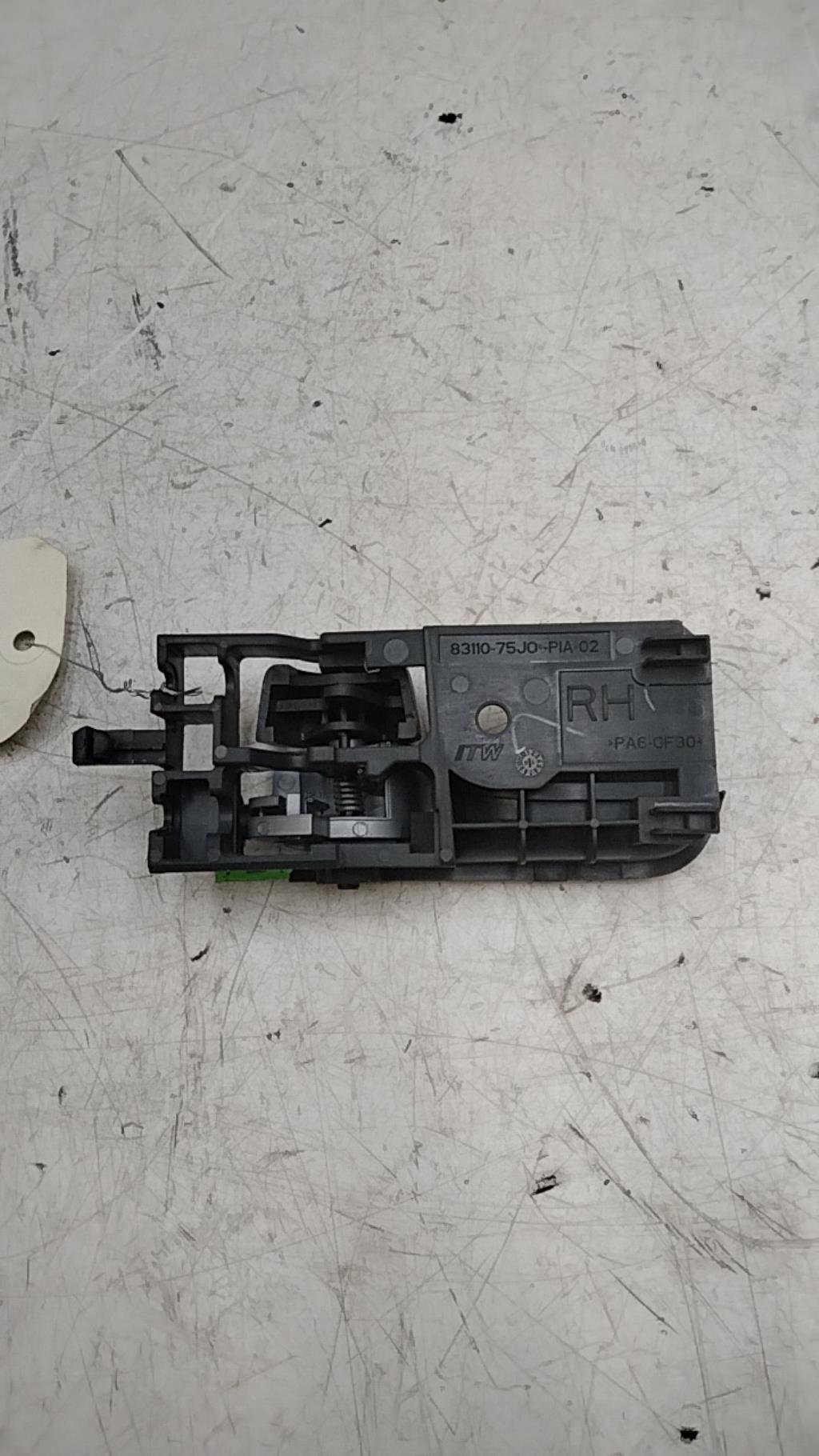 Maniglia interna anteriore destra SUZUKI ALTO 3 Gasolina - 1