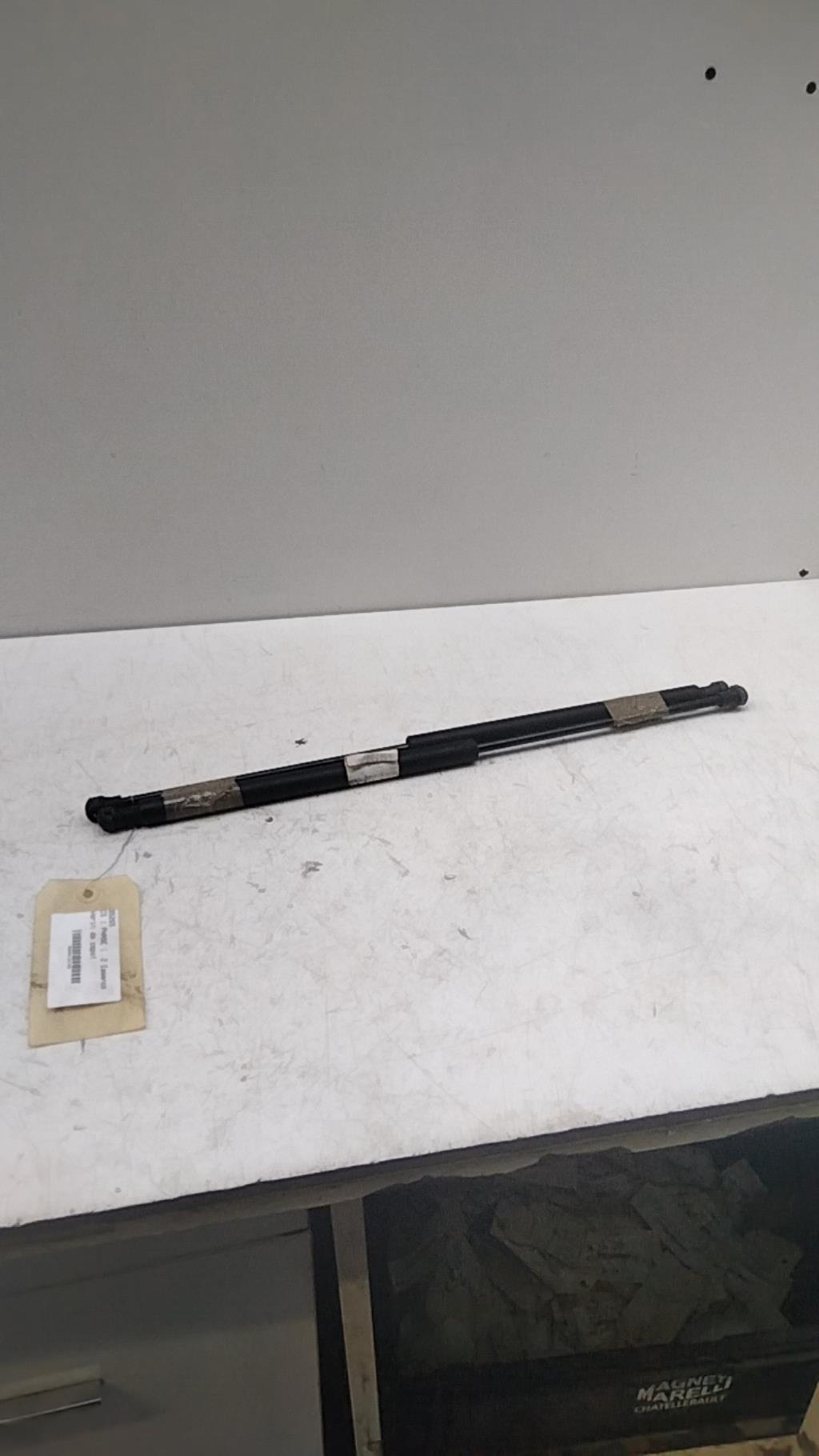 Verin de capot CITROEN C5 1 PHASE 1 Essence - 1