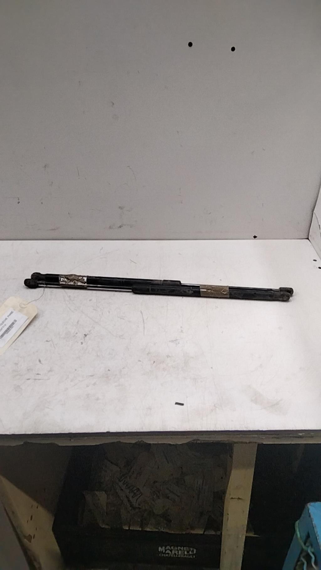 Verin de coffre BMW SERIE 3 E91 TOURING PHASE 1 BREAK Diesel - 1