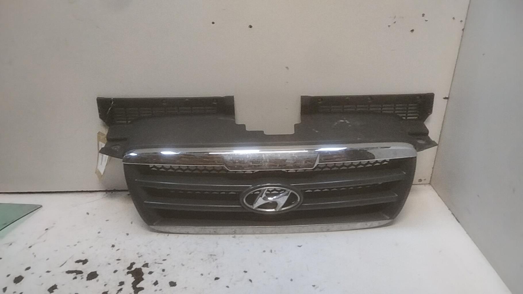 Calandra HYUNDAI TRAJET Diésel - 1