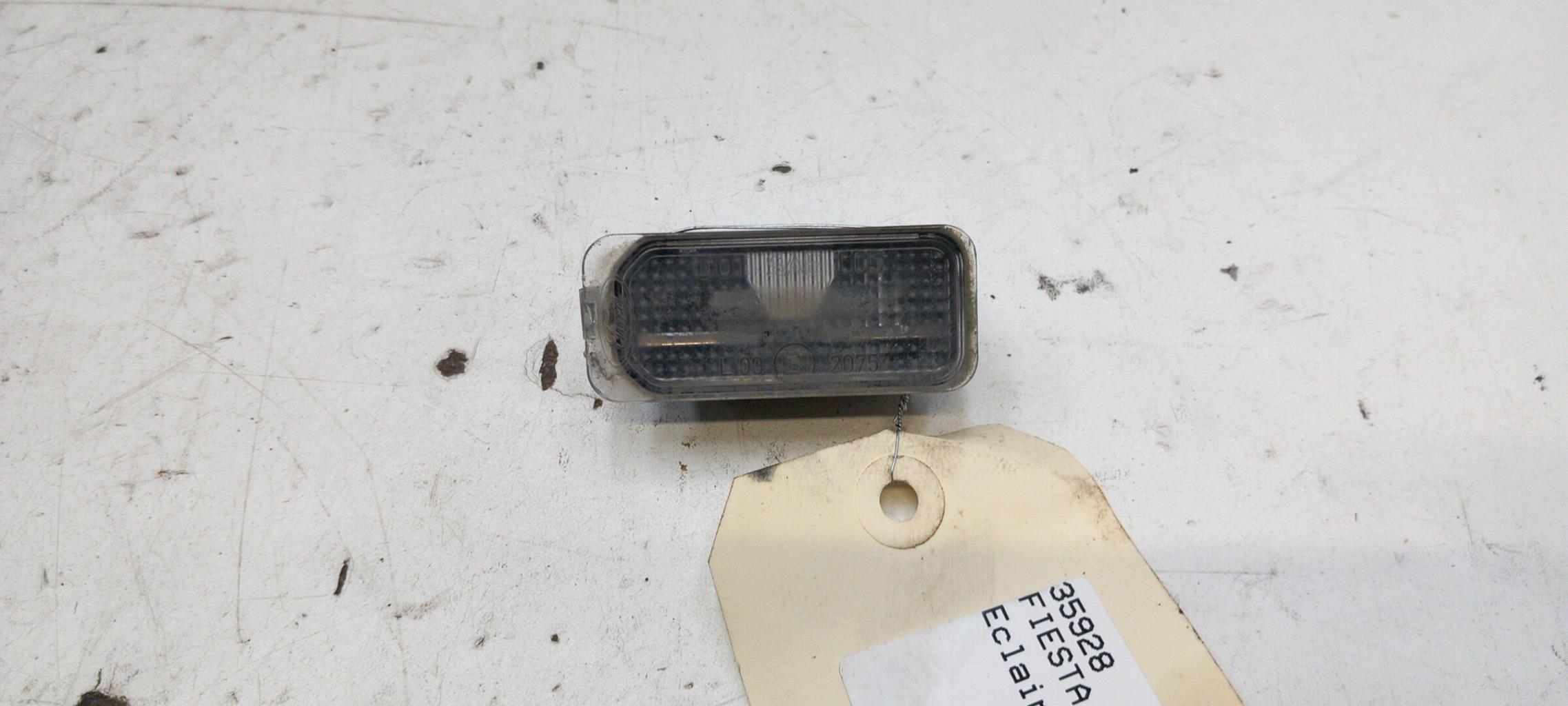 Eclairage de plaque FORD FIESTA 6 PHASE 1 Diesel - 1