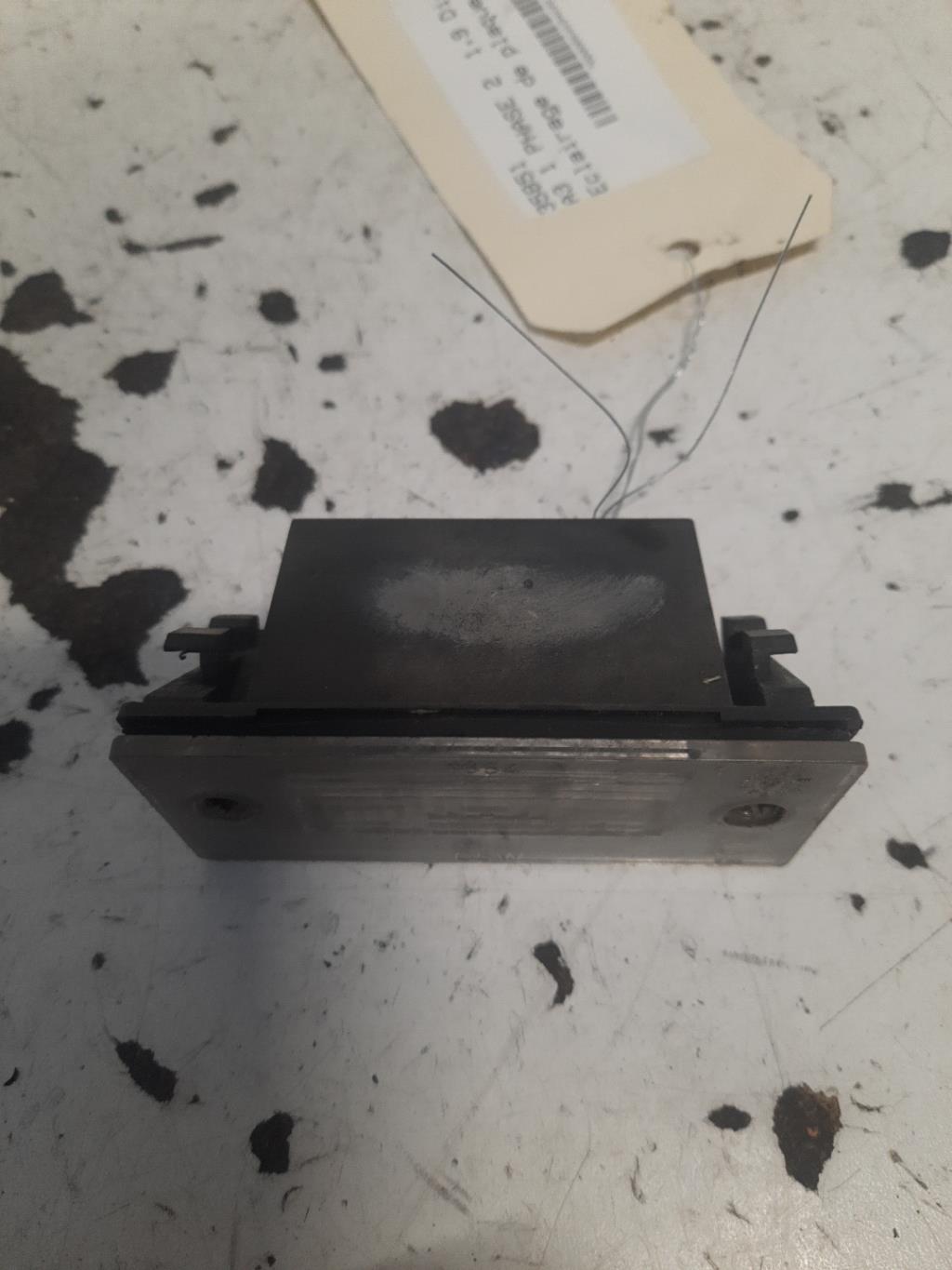 Eclairage de plaque AUDI A3 1 PHASE 2 Diesel - 1