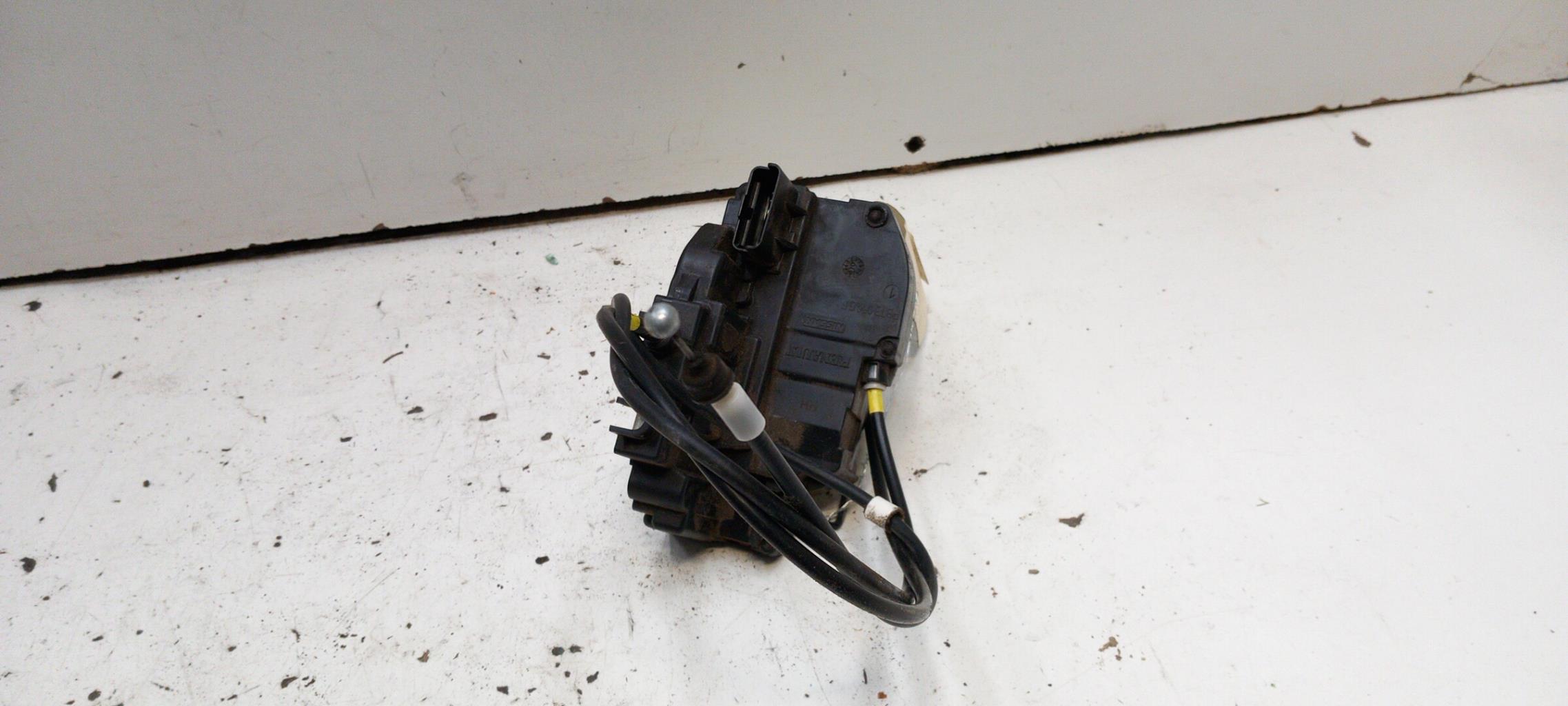 Chiusura centralizzata anteriore destra NISSAN MICRA 3 PHASE 3 Diésel - 1