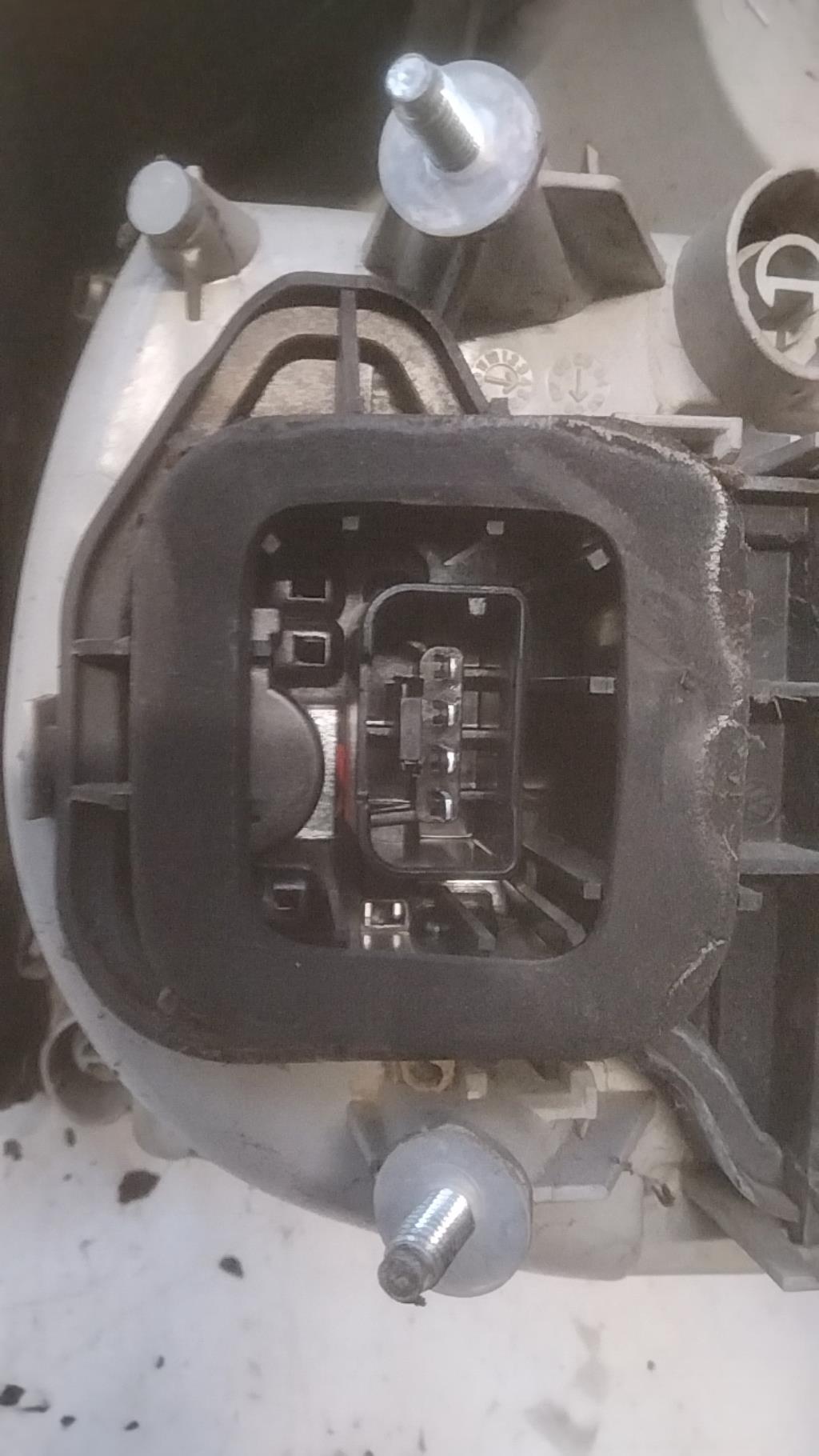 Fanale posteriore principale sinistro (luci) VOLKSWAGEN GOLF 5 Diésel - 1