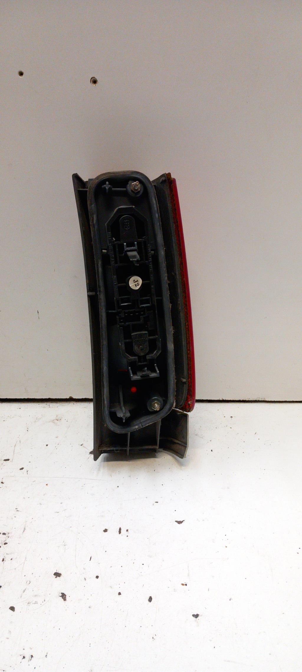Fanale posteriore principale sinistro (luci) VOLVO V 70 1 PHASE 1 BREAK Gasolina - 1