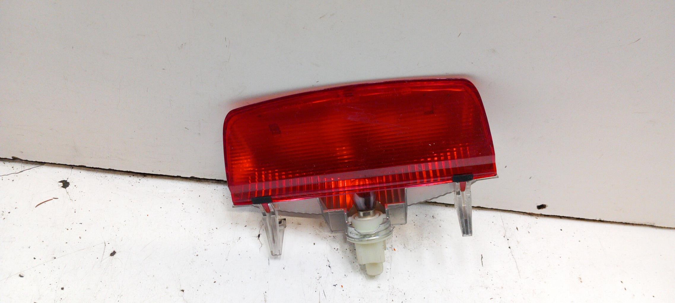 Luce stop centrale NISSAN MICRA 3 PHASE 3 Diésel - 1