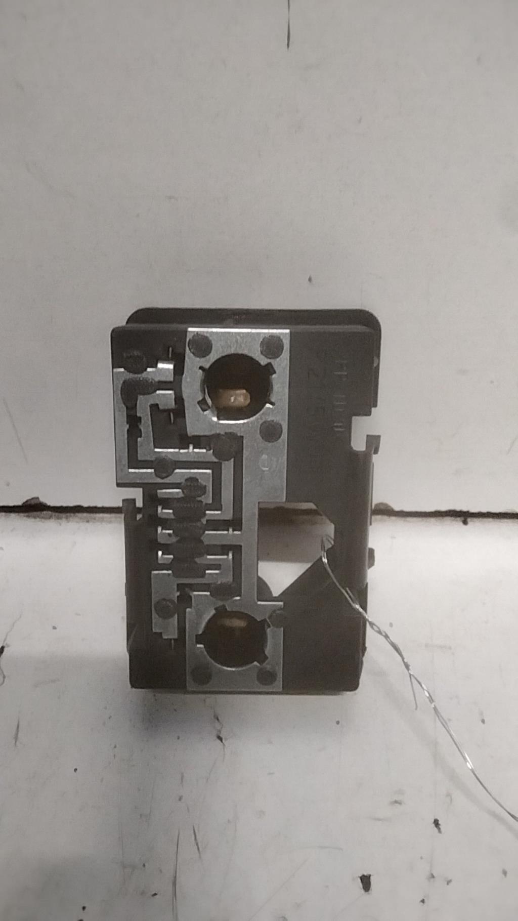 Base portalampade fanale posteriore destro CITROEN XANTIA PHASE 1 Gasolina - 1