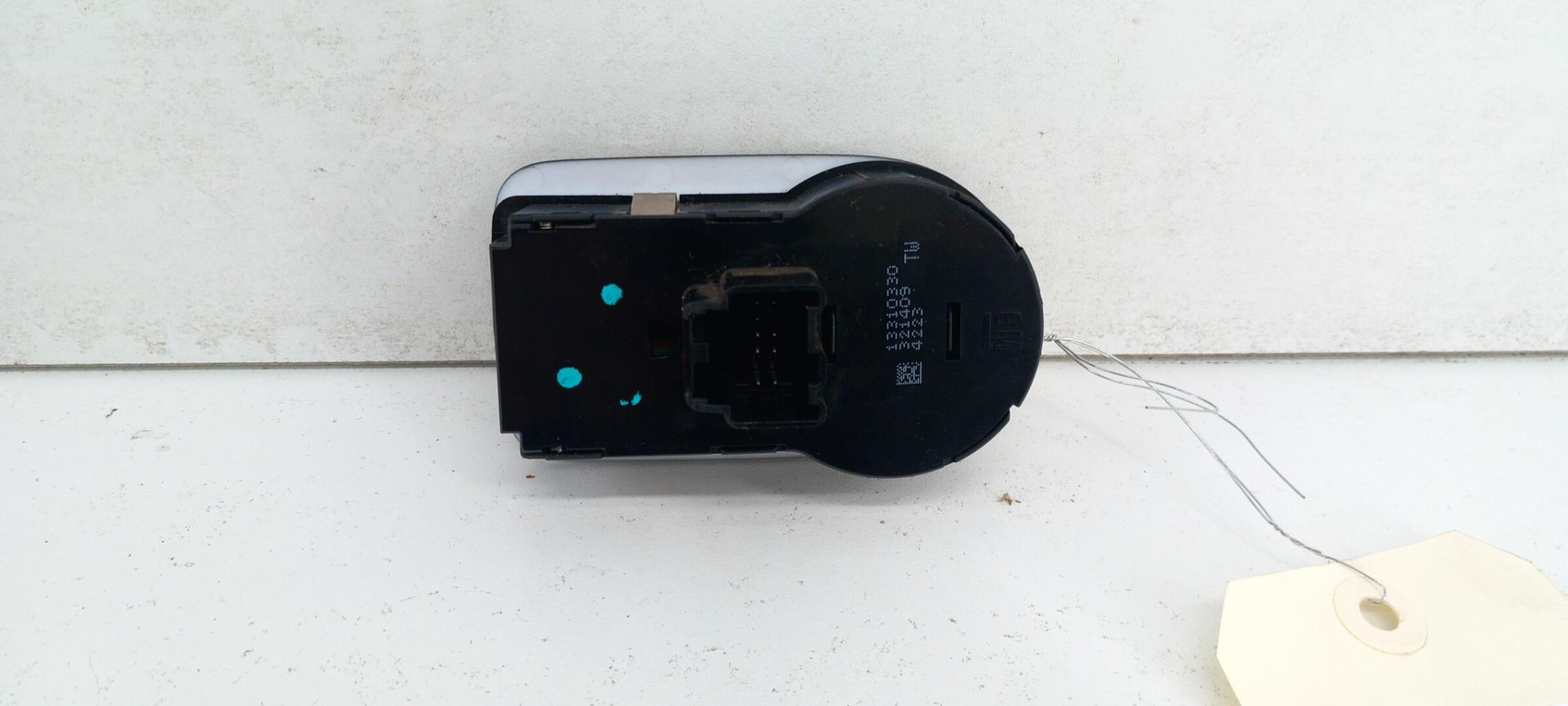 Commande de phare OPEL CORSA D PHASE 2 Essence - 1