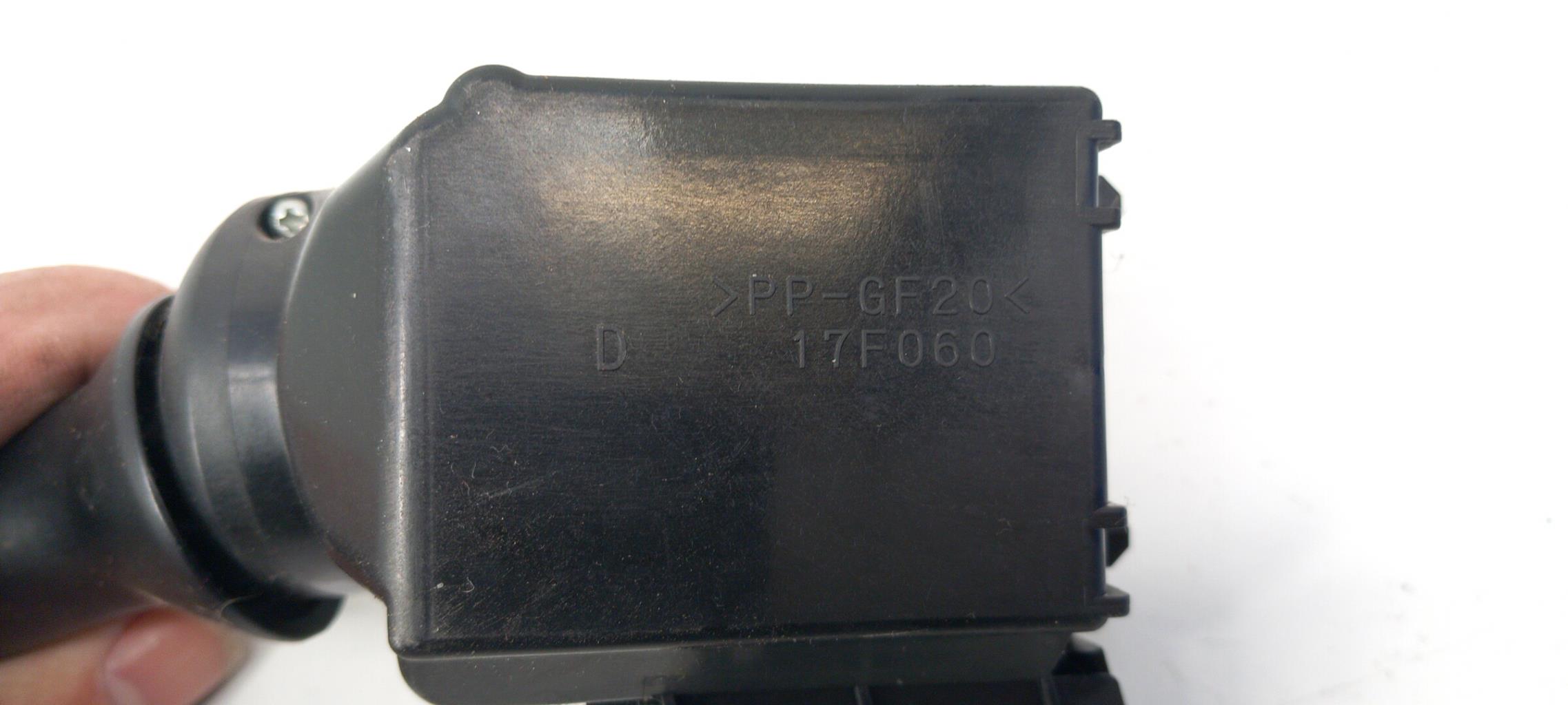 Commodo d'essuie glaces TOYOTA RAV4 3 PHASE 1 Diesel - 1