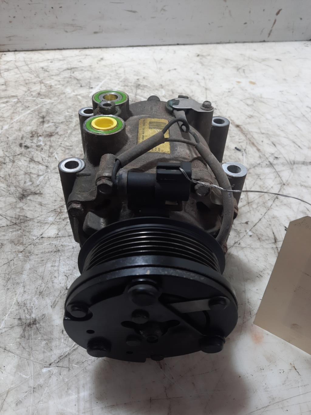 Compresseur clim FORD FUSION PHASE 1 Essence - 1