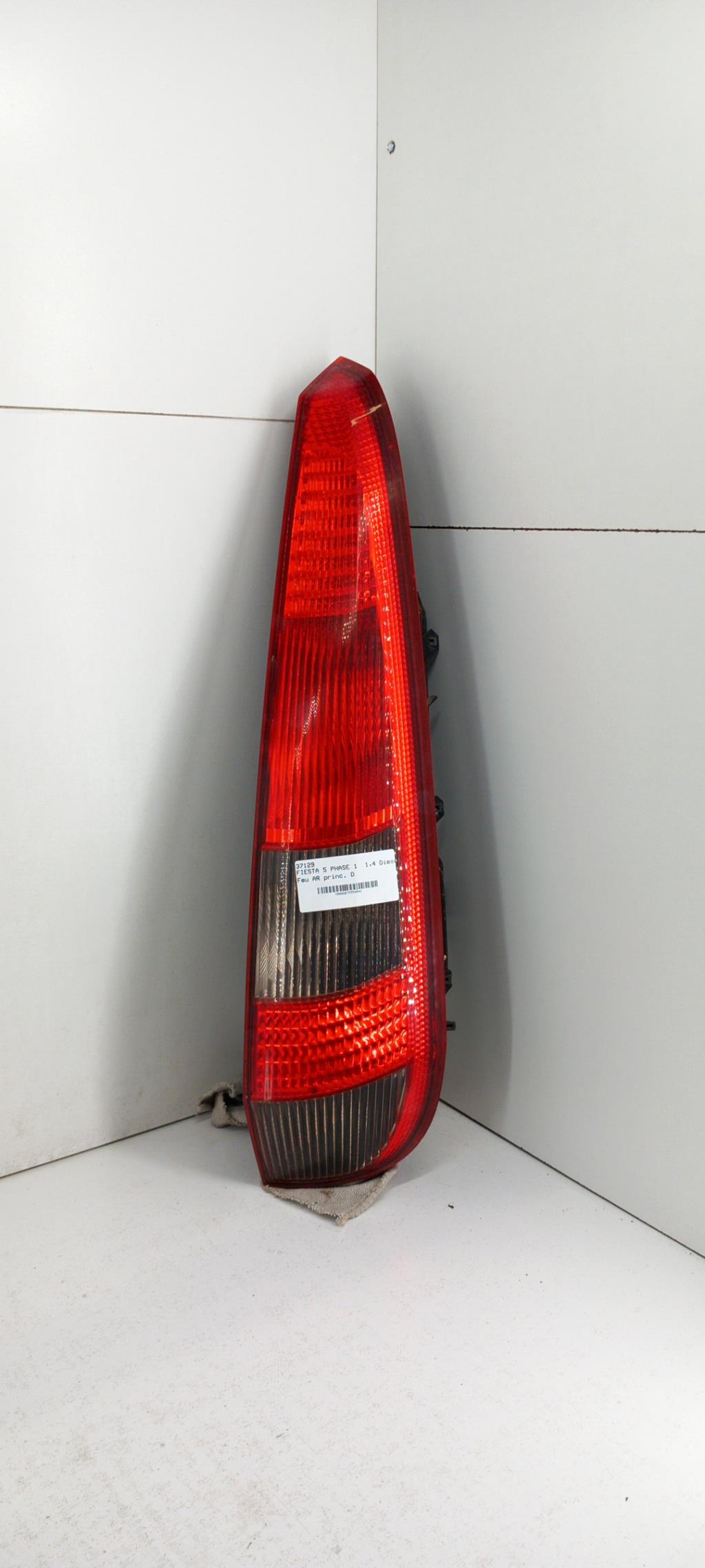 Fanale posteriore principale destro (luci) FORD FIESTA 5 PHASE 1 Diésel - 1