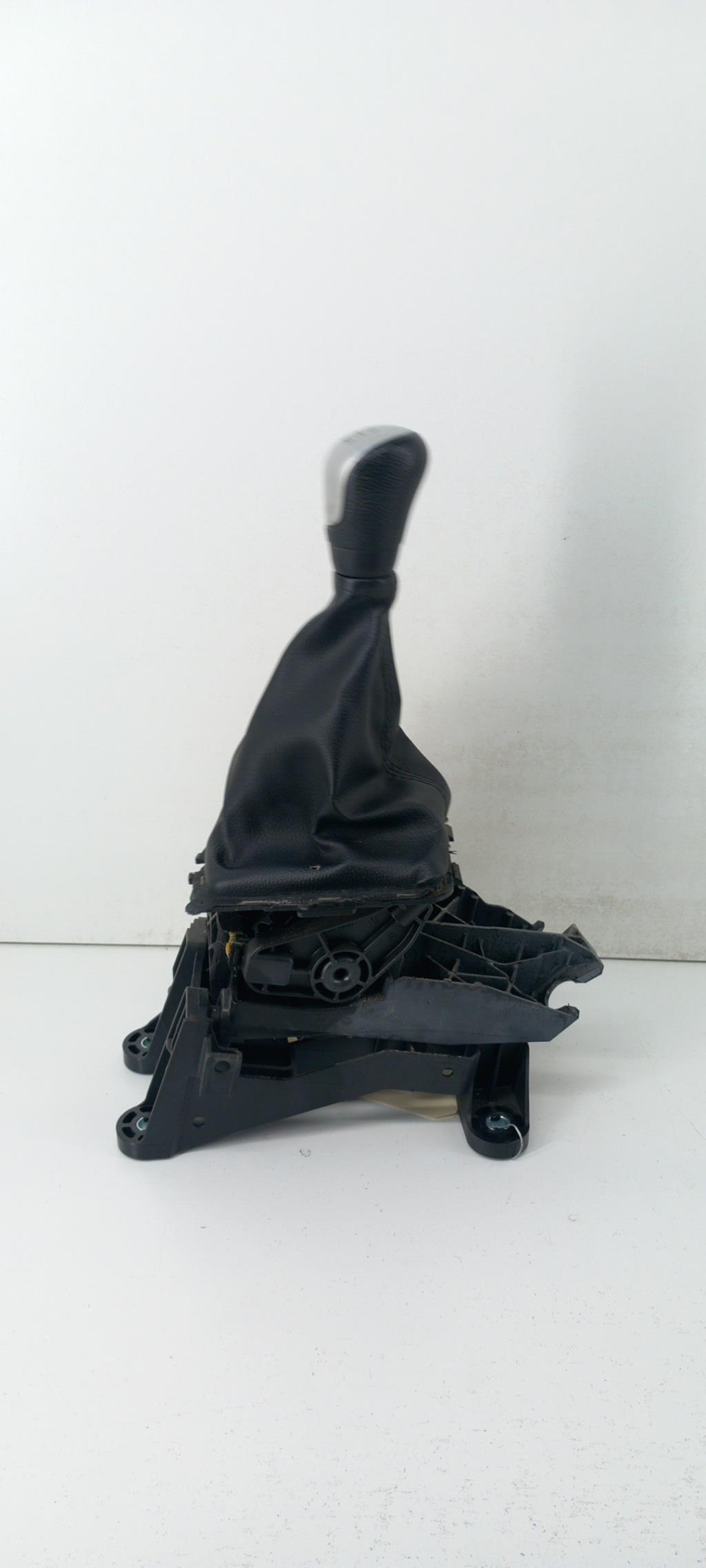 Levier de vitesses FORD FIESTA 6 PHASE 1 Diesel - 1