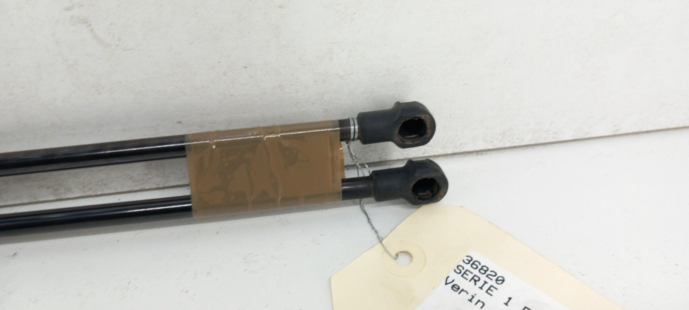 Verin de coffre BMW SERIE 1 E81 Diesel - 1