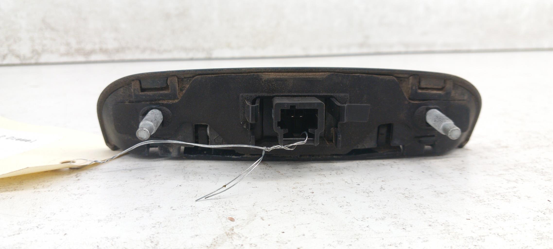 Bouton de coffre CITROEN C5 1 PHASE 2 Diesel - 1