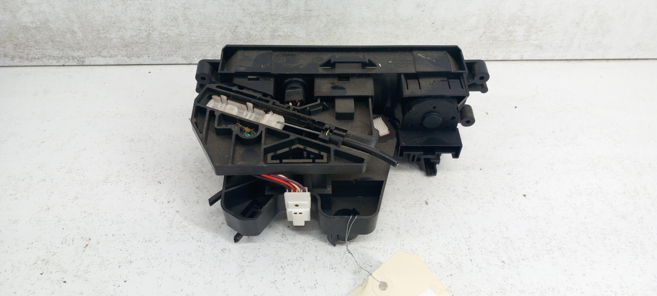 Commande chauffage NISSAN MICRA 2 PHASE 4 Essence - 1