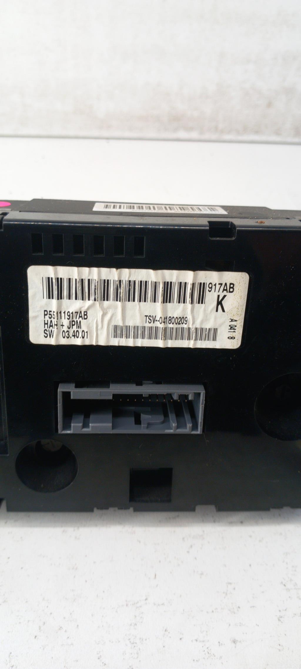Commande chauffage CHRYSLER GRAND VOYAGER 5 Diesel - 1