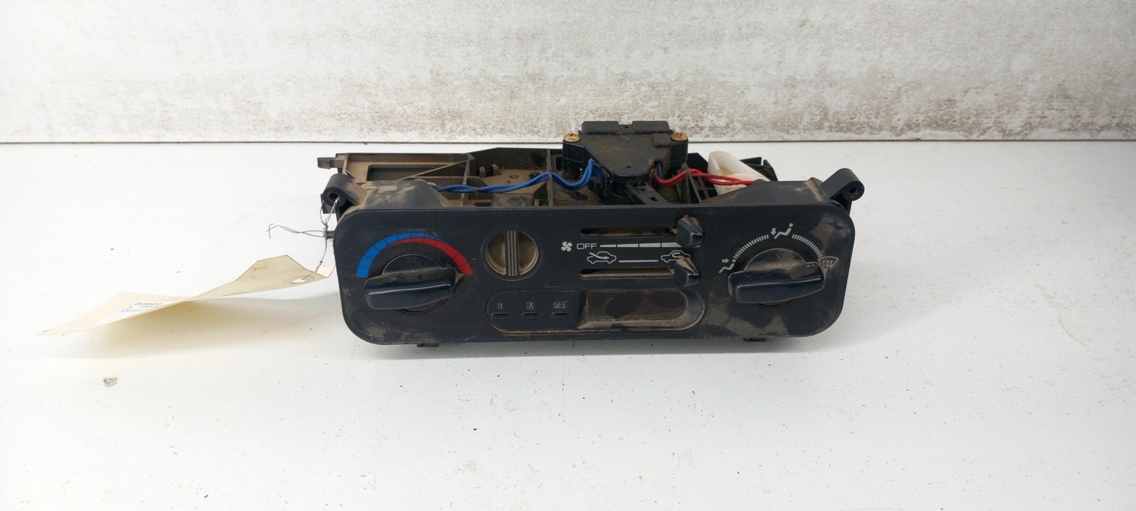 Commande chauffage MITSUBISHI L 200 2 Diesel - 1