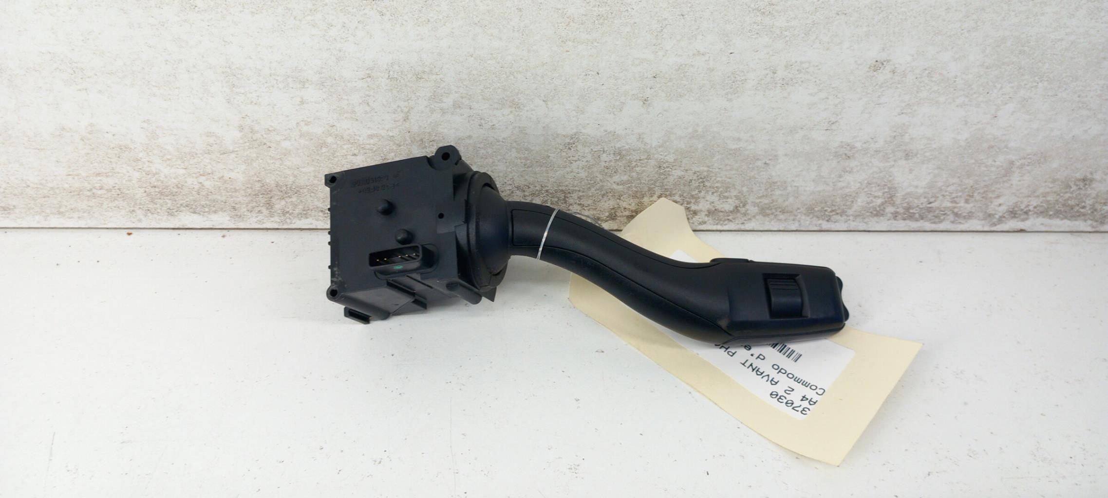 Commodo d'essuie glaces AUDI A4 2 AVANT PHASE 1 BREAK Diesel - 1