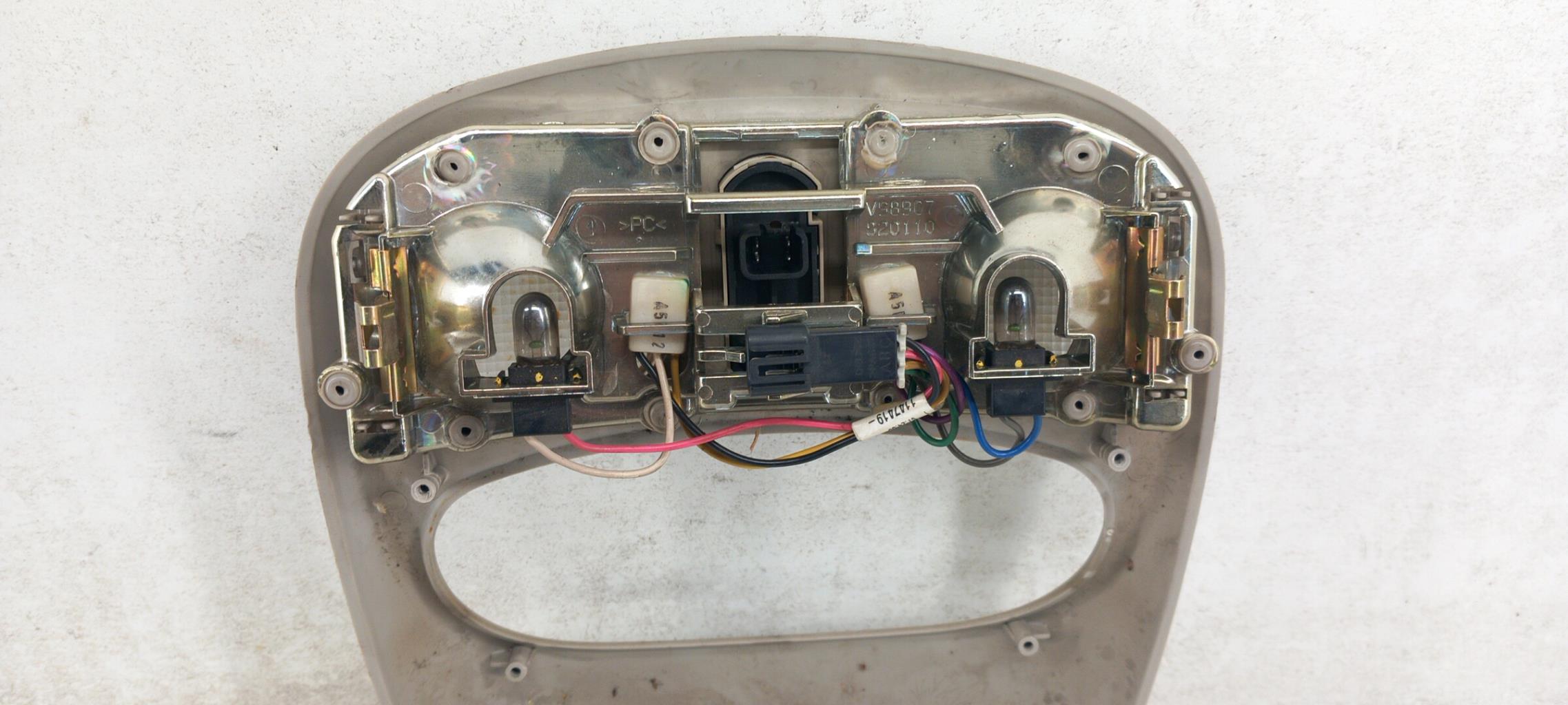 Eclairage de plafonnier JEEP CHEROKEE 2 PHASE 2 Diesel - 1