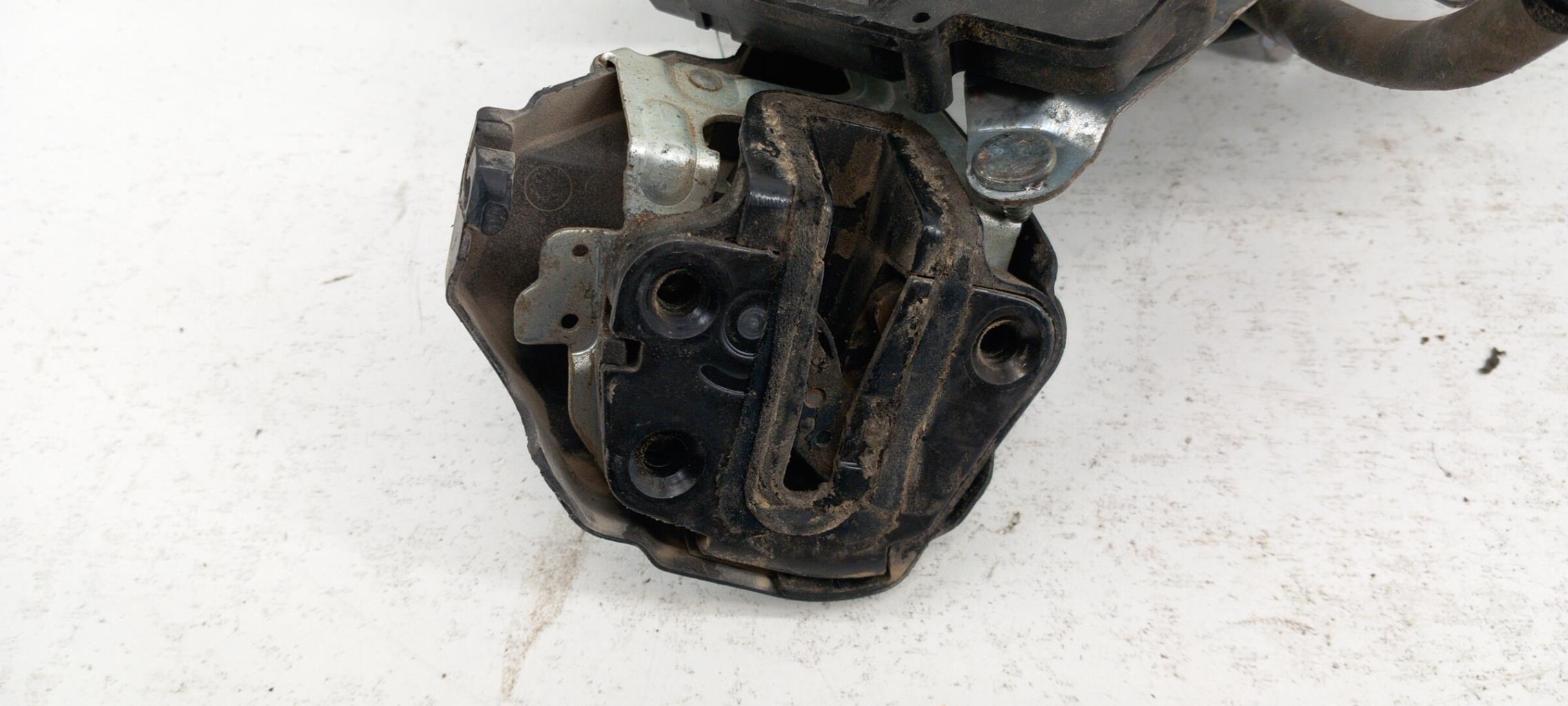 Chiusura centralizzata posteriore destra KIA CARNIVAL 2 Diésel - 1