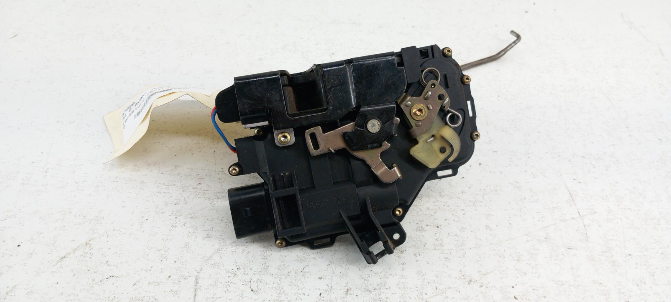 Fermeture centralisee avant gauche AUDI A4 2 AVANT PHASE 1 BREAK Diesel - 1