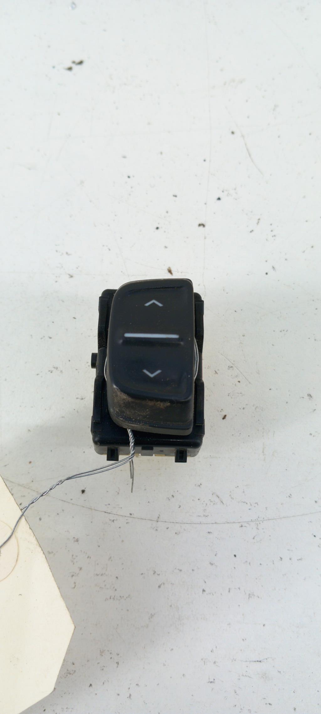 Interruttore lavacristalli anteriore destro DACIA SANDERO 2 PHASE 1 Gasolina - 1