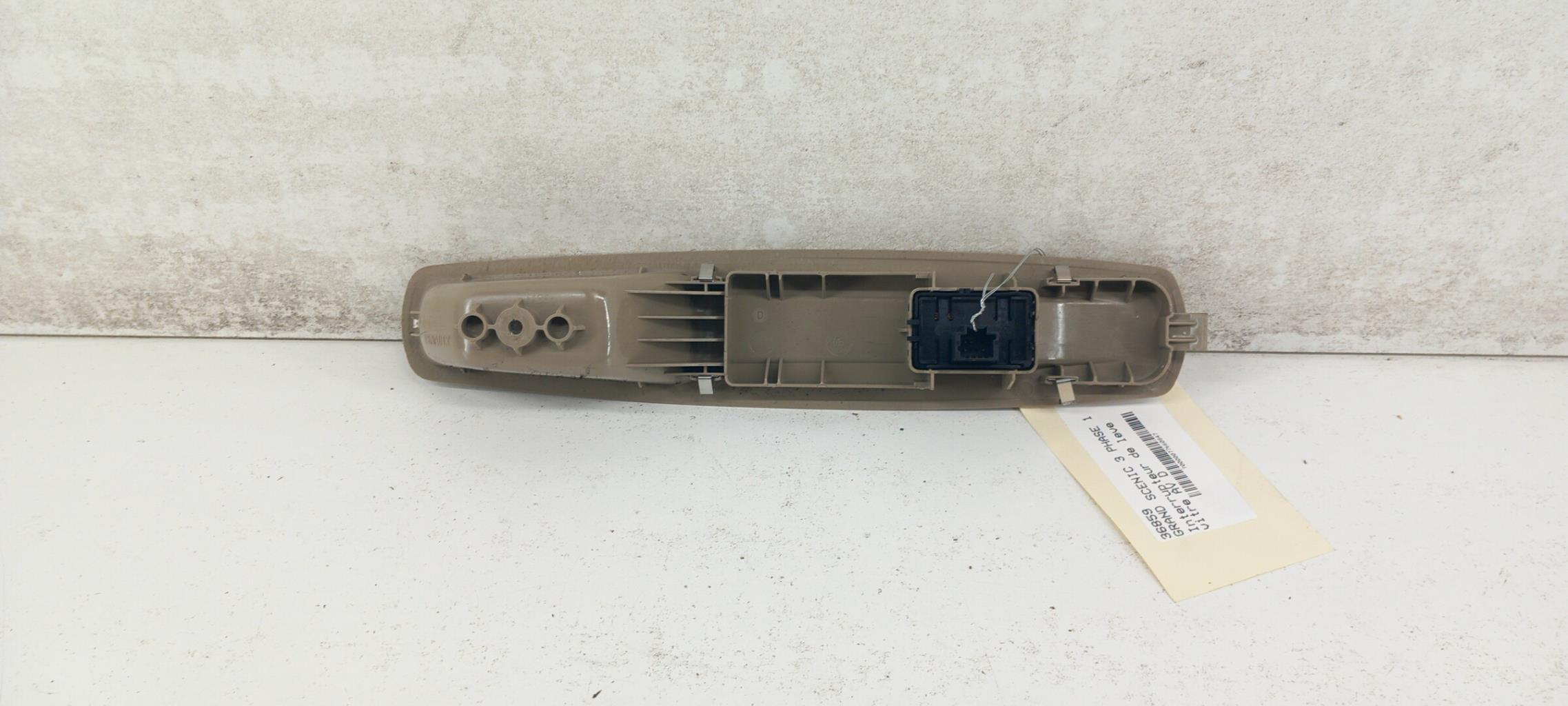 Interruttore lavacristalli anteriore destro RENAULT GRAND SCENIC 3 PHASE 1 Diésel - 1