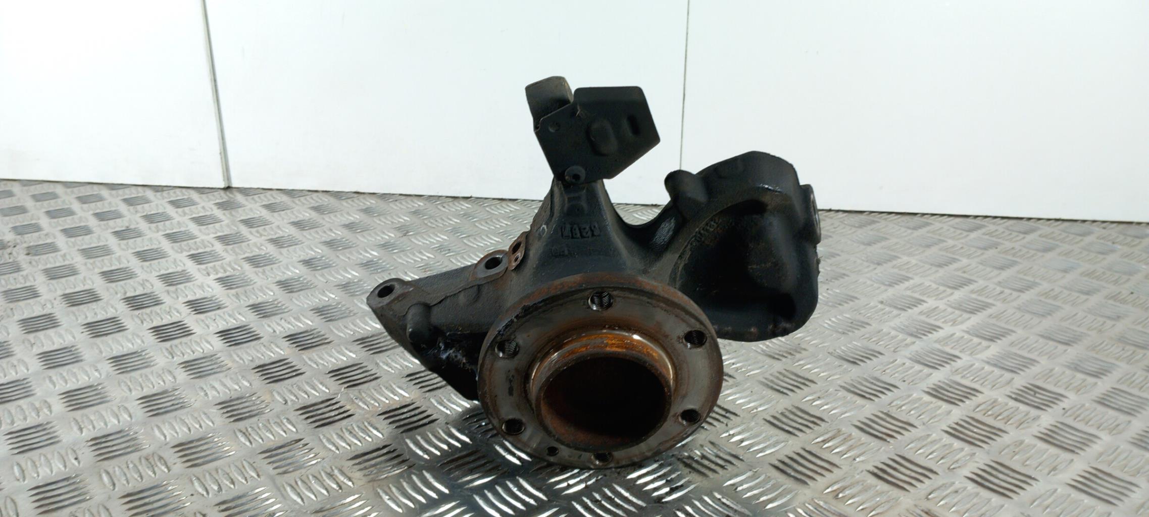 Mozzo anteriore destro MERCEDES SPRINTER 2 PHASE 2 Diésel - 1