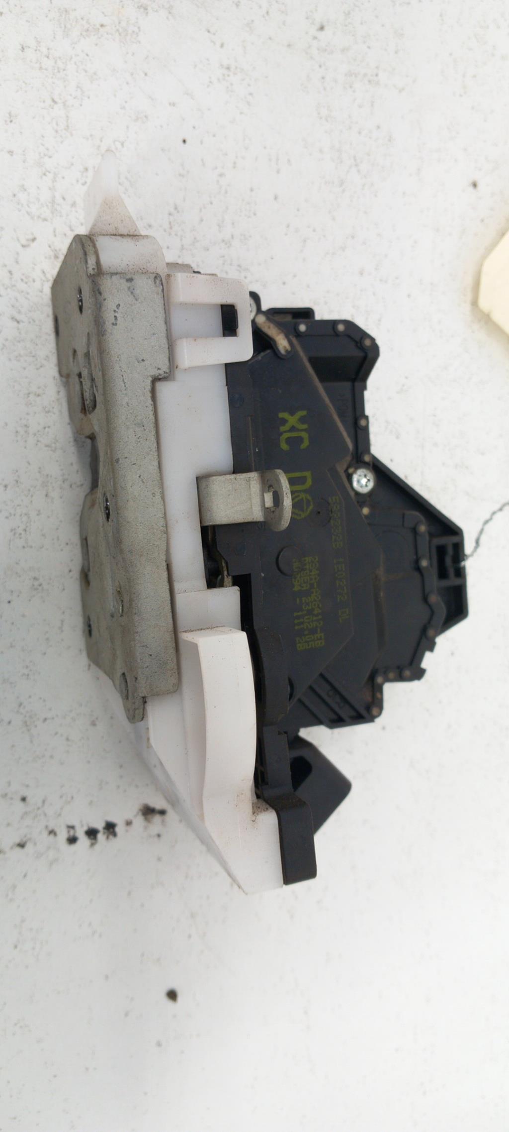 Chiusura centralizzata posteriore destra FORD MONDEO 2 Diésel - 1