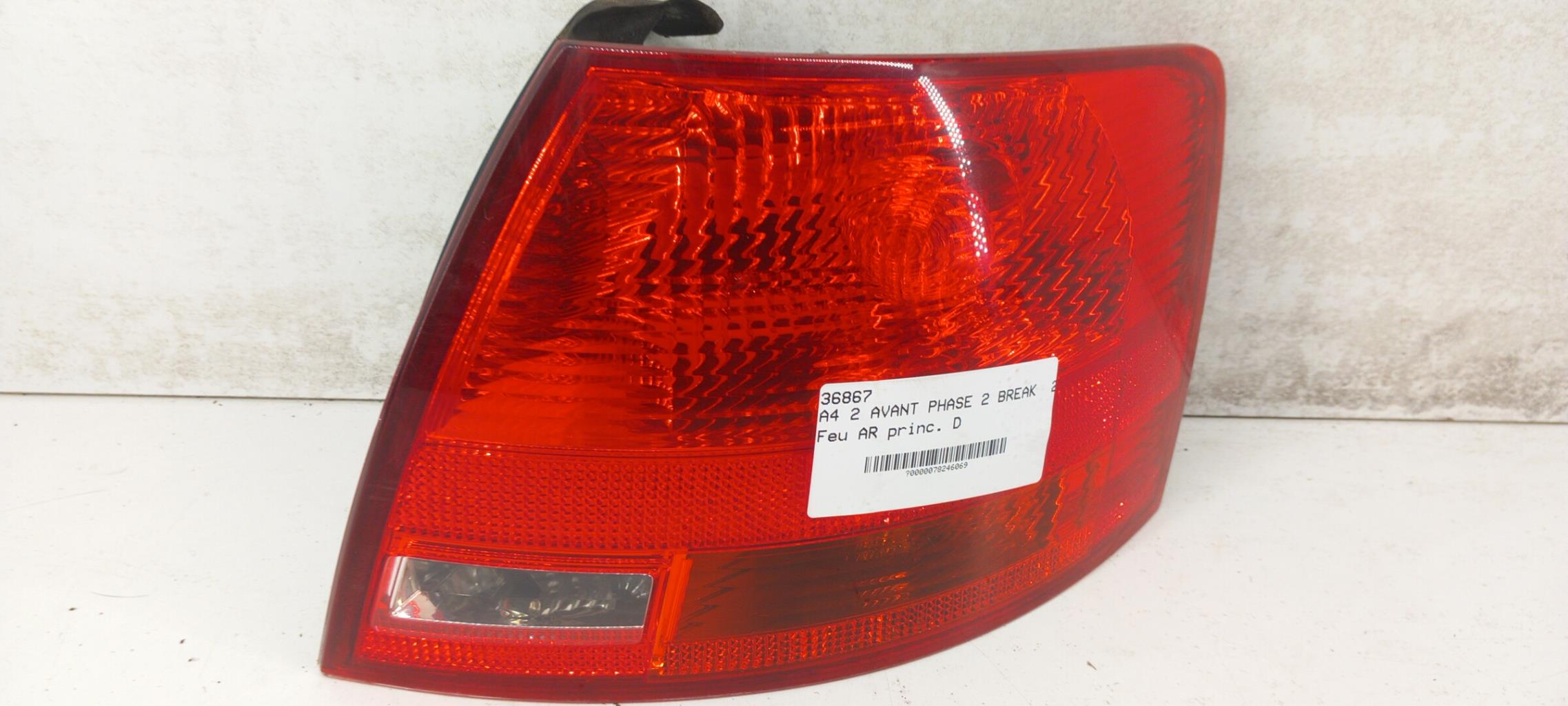 Fanale posteriore principale destro (luci) AUDI A4 2 AVANT PHASE 2 BREAK Diésel - 1