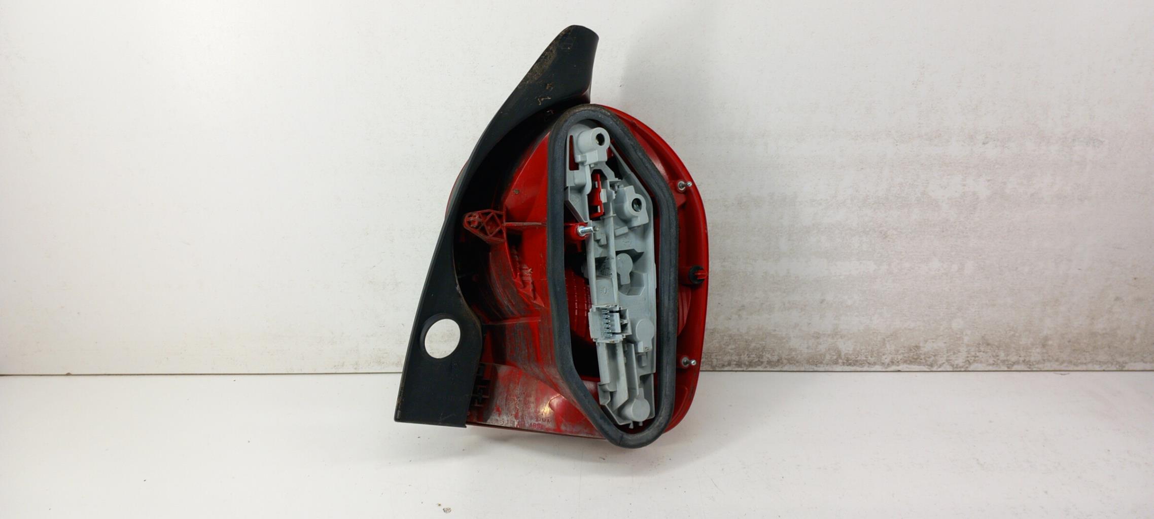 Fanale posteriore principale sinistro (luci) RENAULT MODUS PHASE 1 Diésel - 1