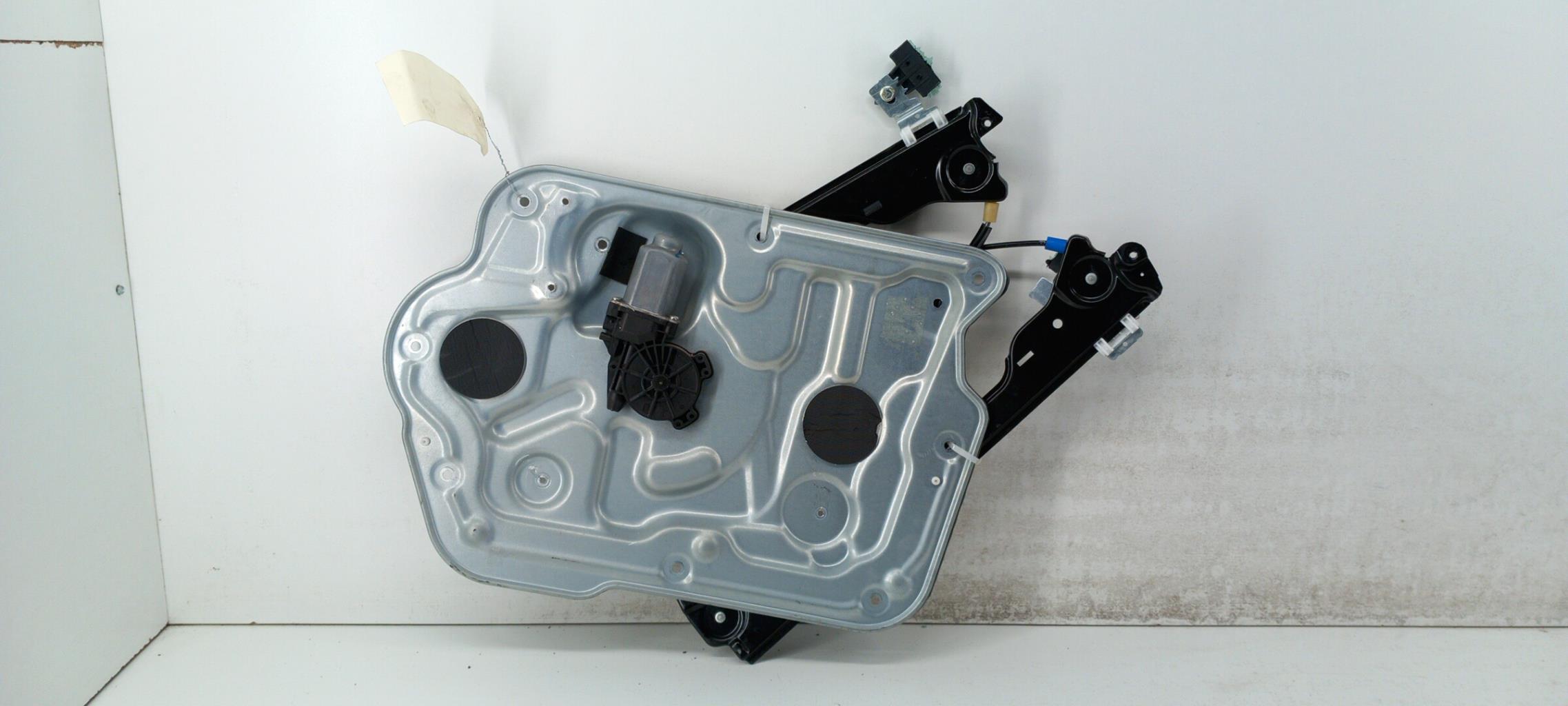 Alzacristalli elettrico anteriore destro NISSAN QASHQAI 1 PHASE 2 Diésel - 1