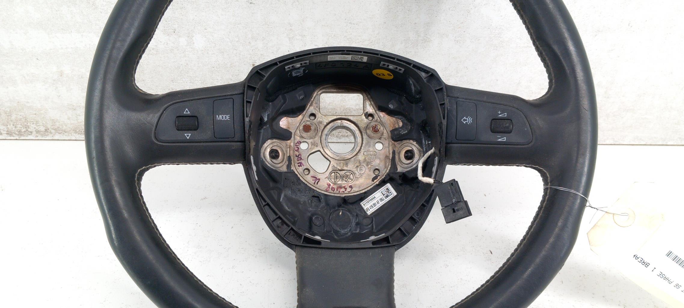 Volant AUDI A6 3 AVANT S6 PHASE 1 BREAK Essence - 1