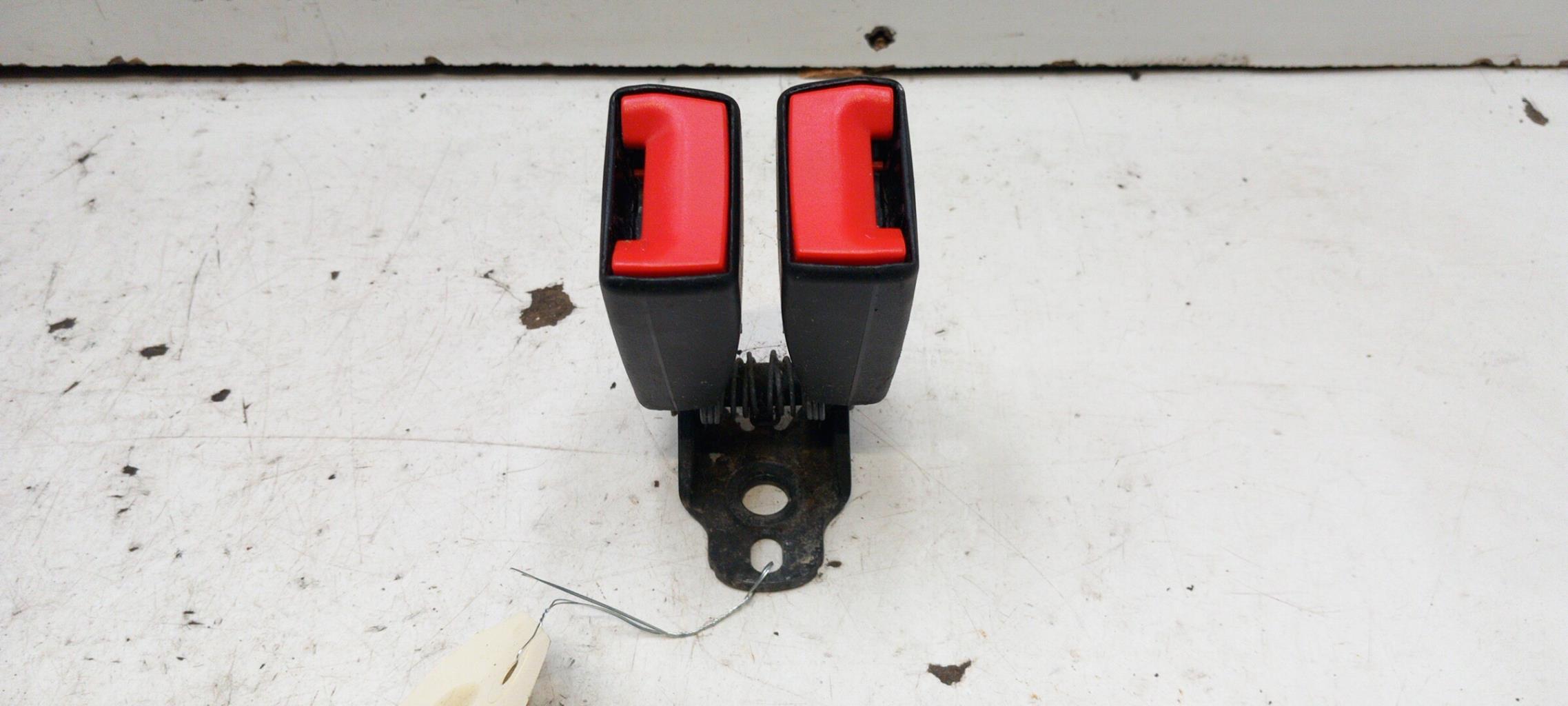 Aggancio cintura sicurezza posteriore destro FORD MONDEO 3 PHASE 2 Diésel - 1
