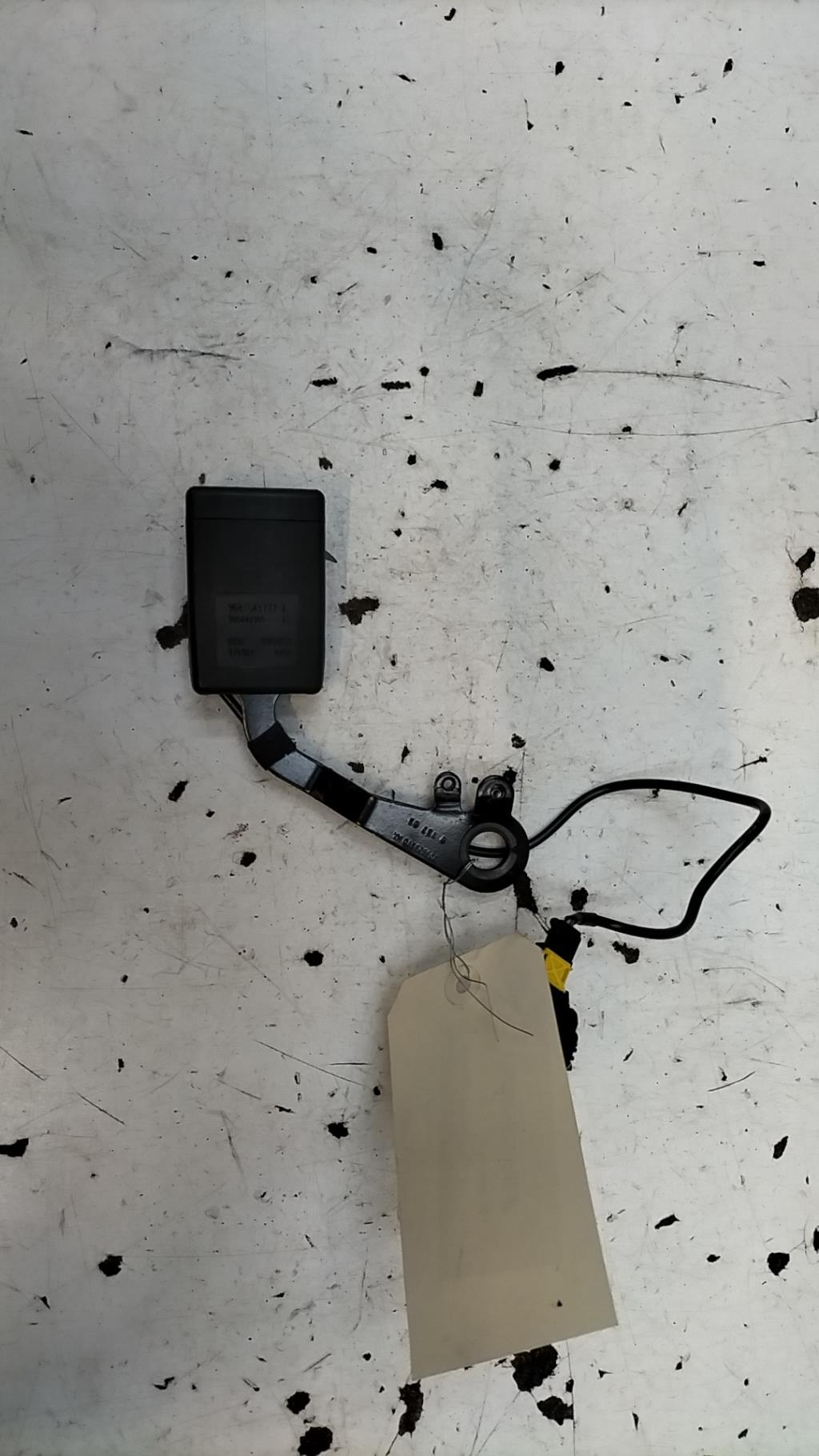 Aggancio cintura sicurezza posteriore sinistro CITROEN C4 GRAND PICASSO 1 Diésel - 1
