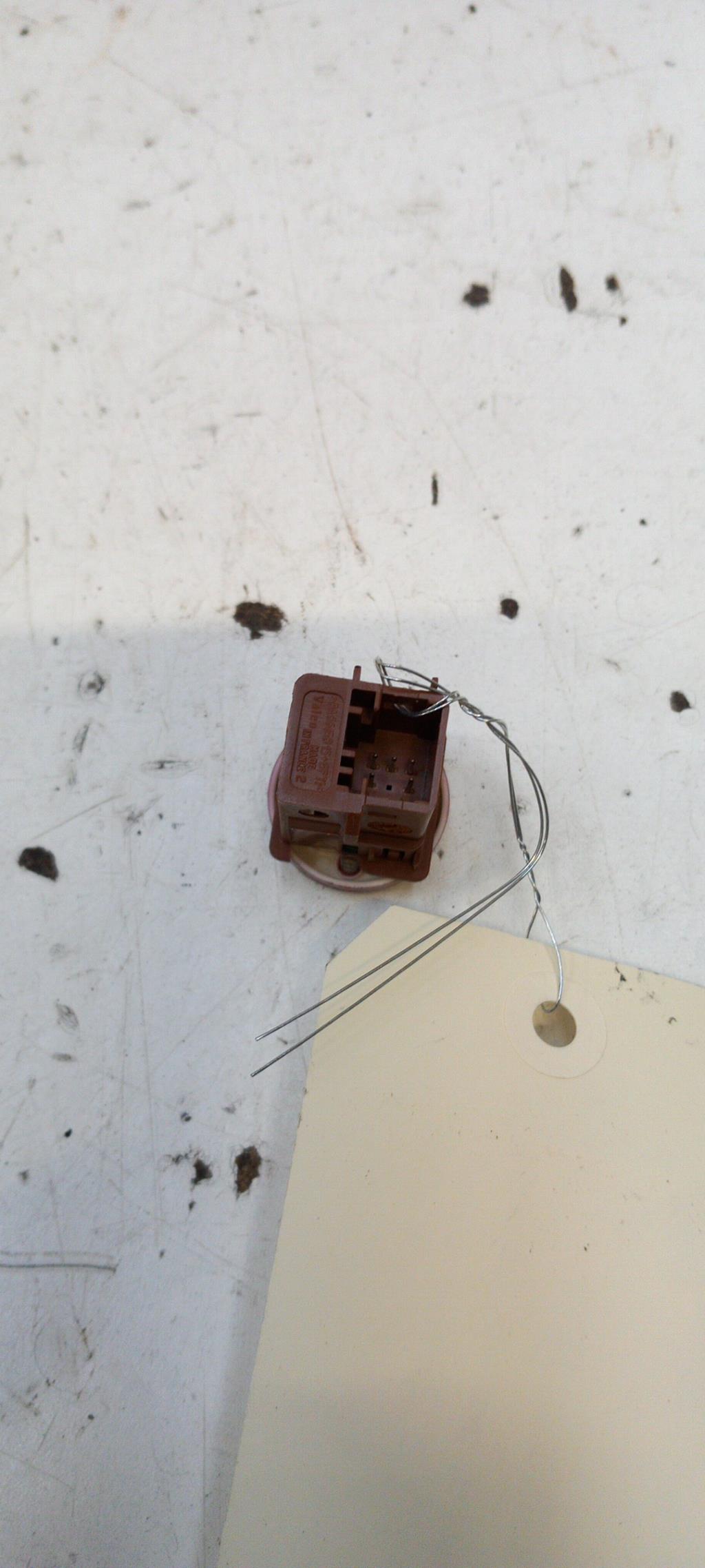 Bouton de warning CITROEN XSARA PHASE 2  - 1