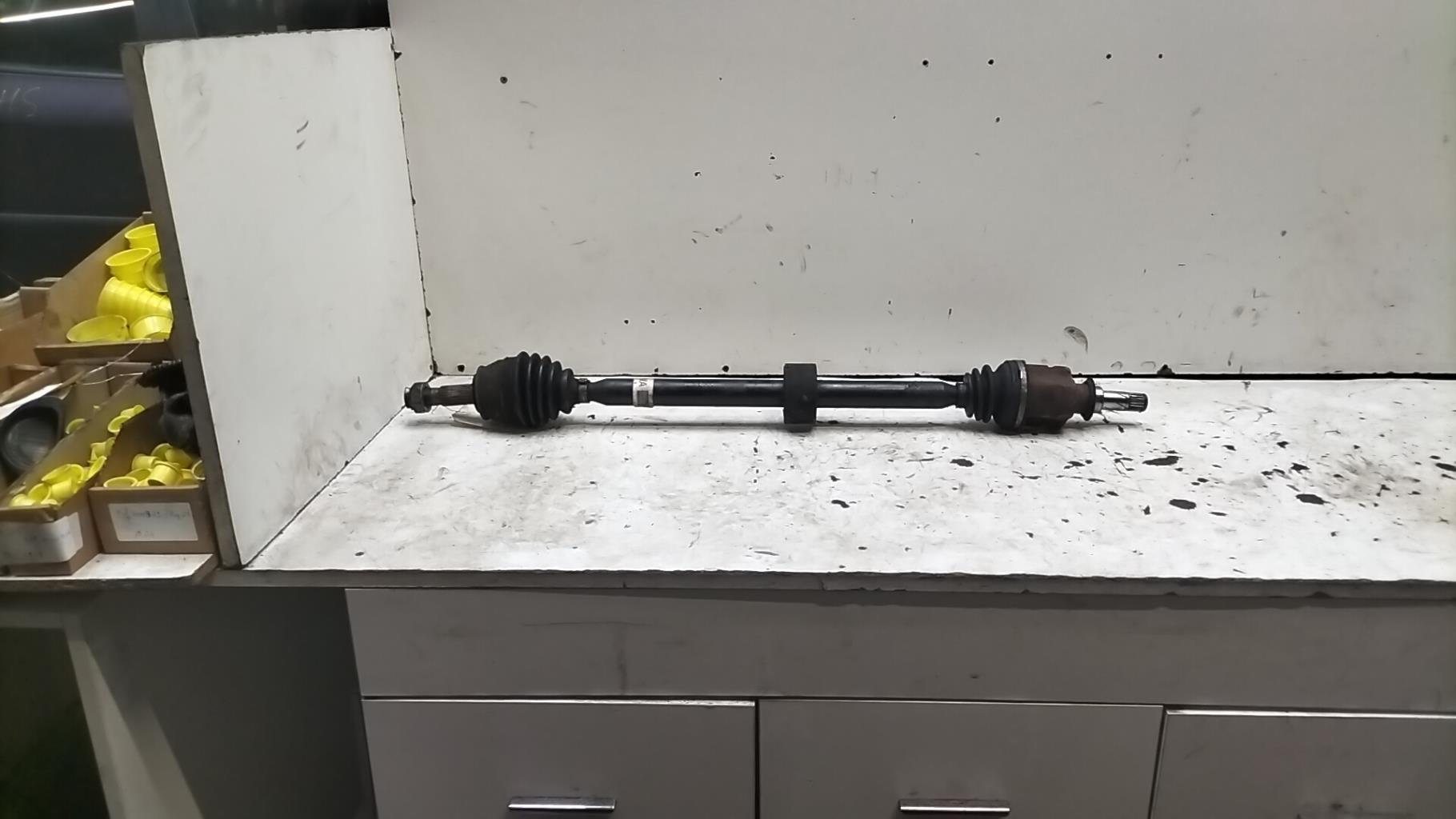 Giunto cardanico albero di trasmissione destro OPEL CORSA D PHASE 1 Diésel - 1