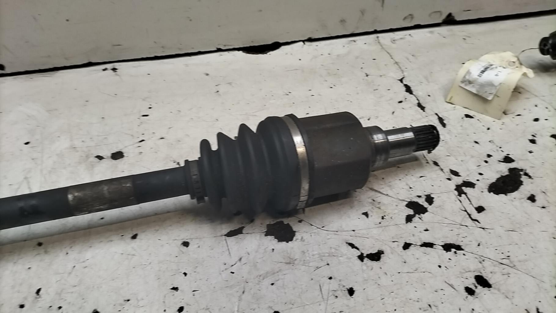 Cardan gauche (transmission) FORD C-MAX 1 PHASE 1 Essence - 1