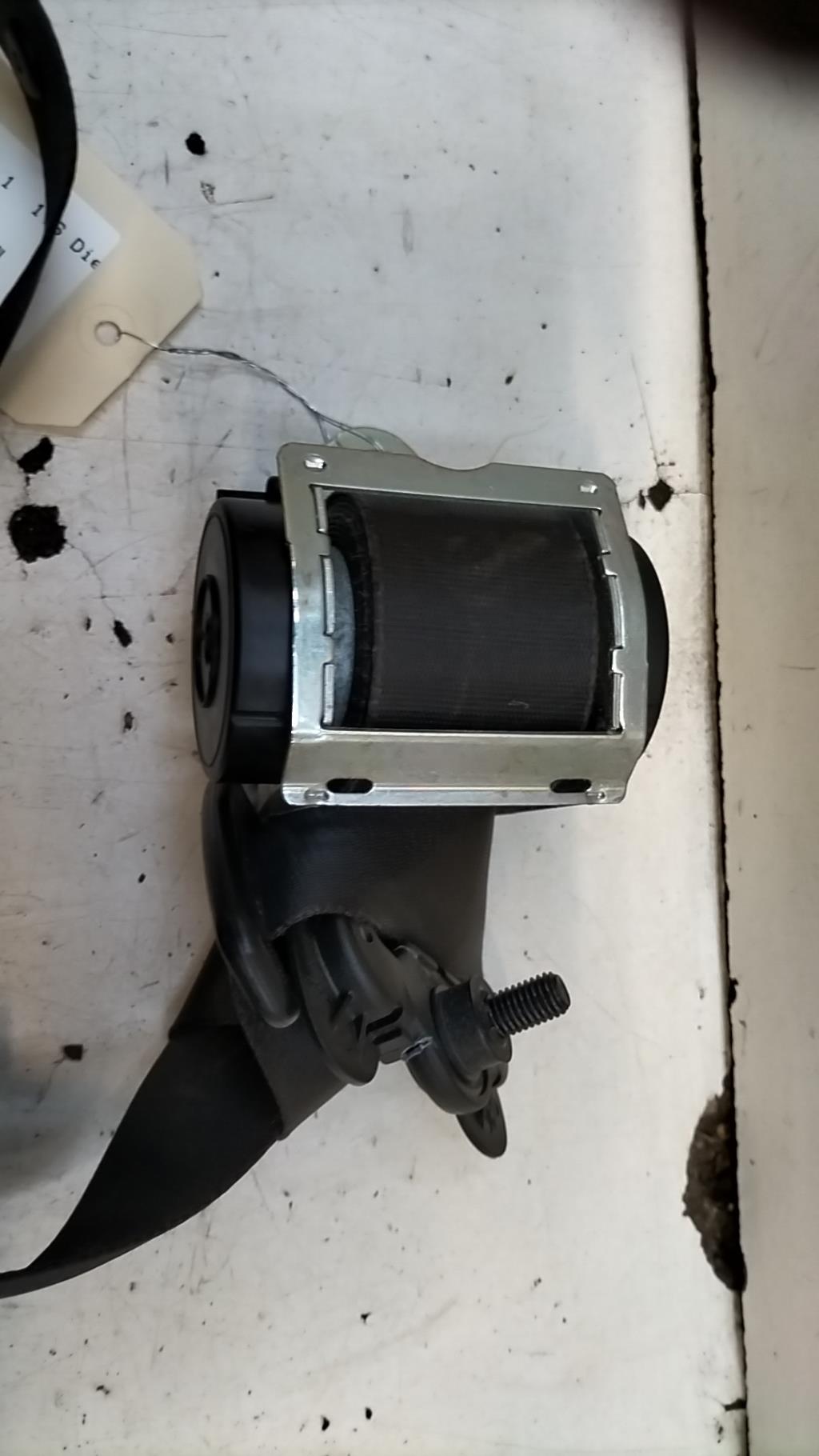 Ceinture avant gauche MINI MINI 2 R56 PHASE 1 Diesel - 1