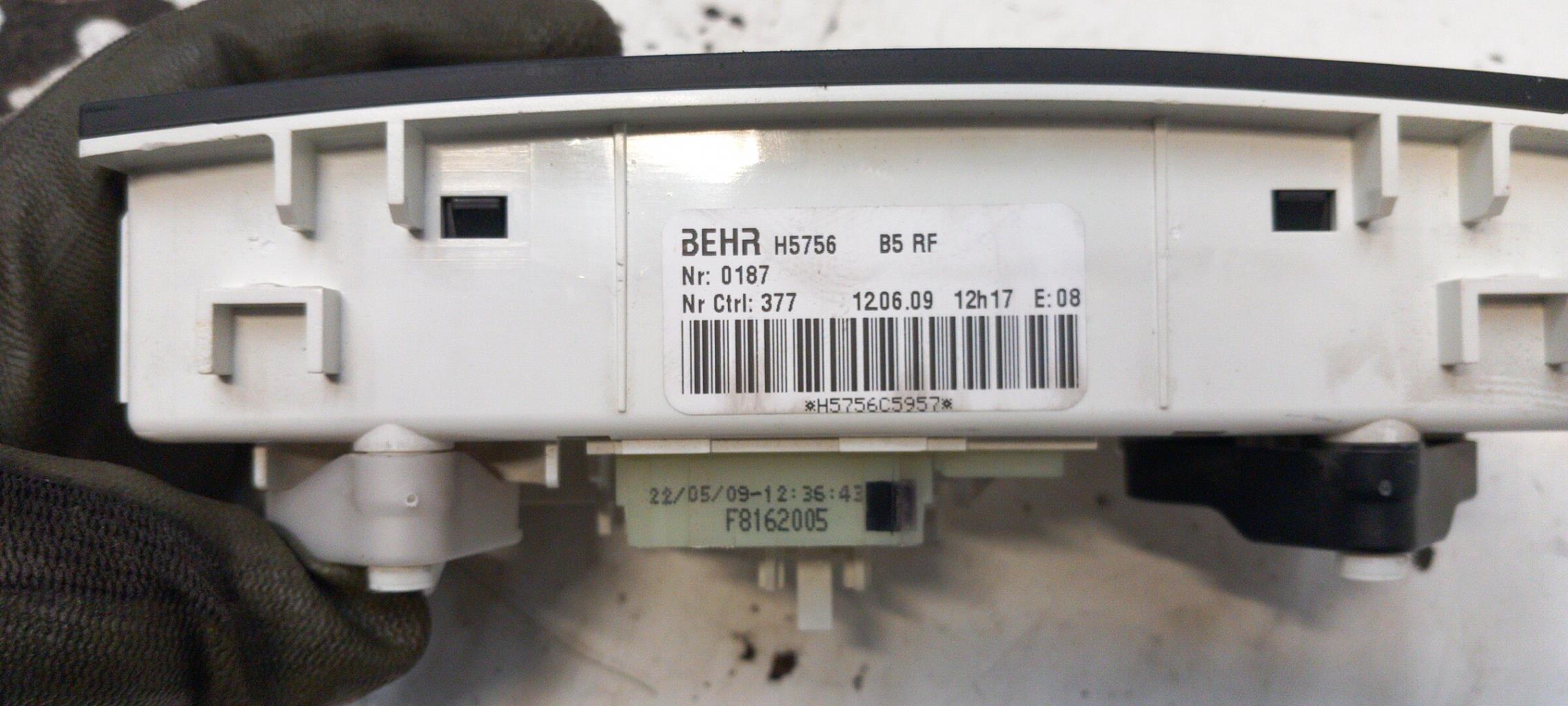 Commande chauffage CITROEN C4 1 PHASE 2 Diesel - 1