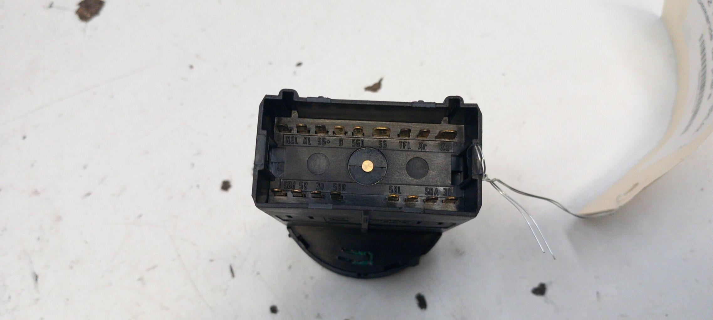 Commande de phare AUDI A4 2 AVANT PHASE 2 BREAK Diesel - 1
