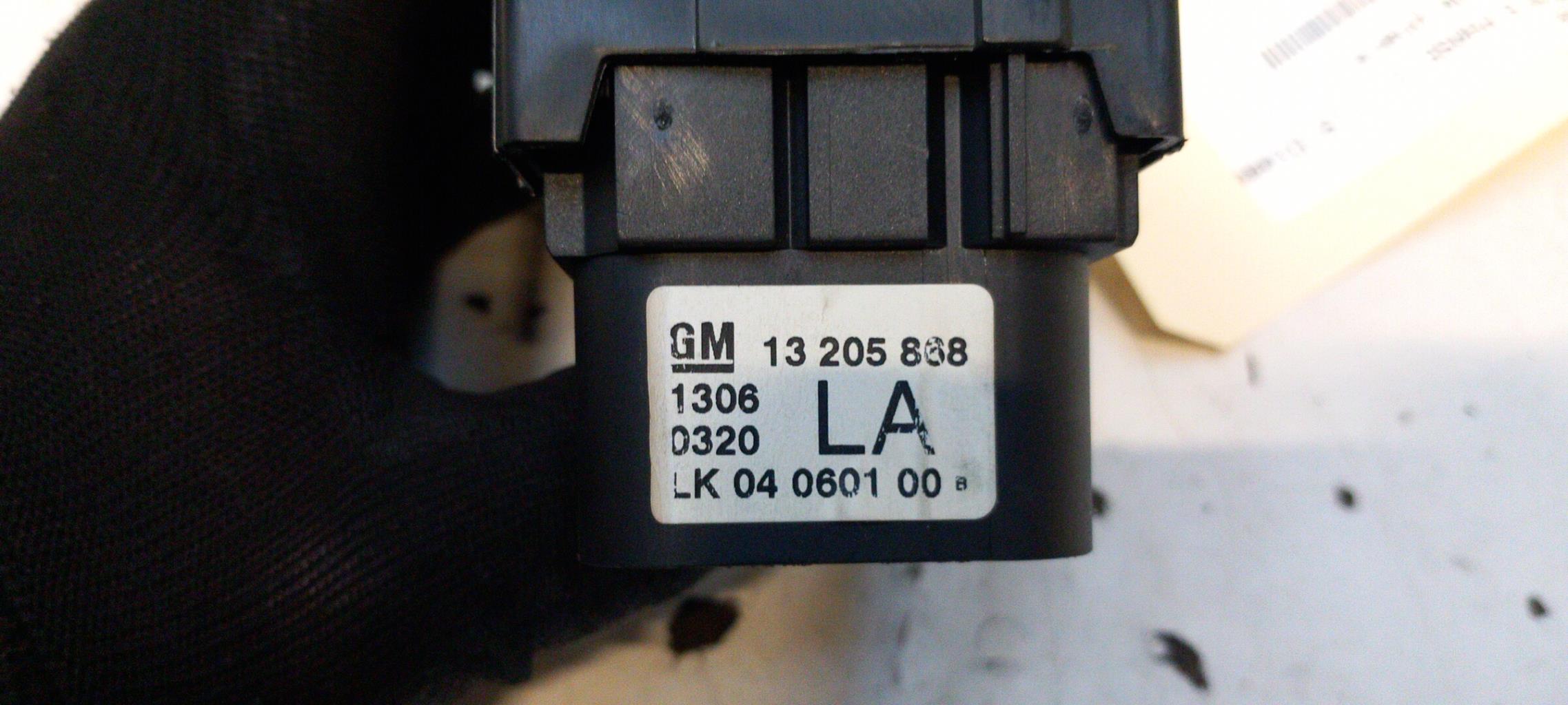 Commande de phare OPEL ZAFIRA B PHASE 1 Diesel - 1