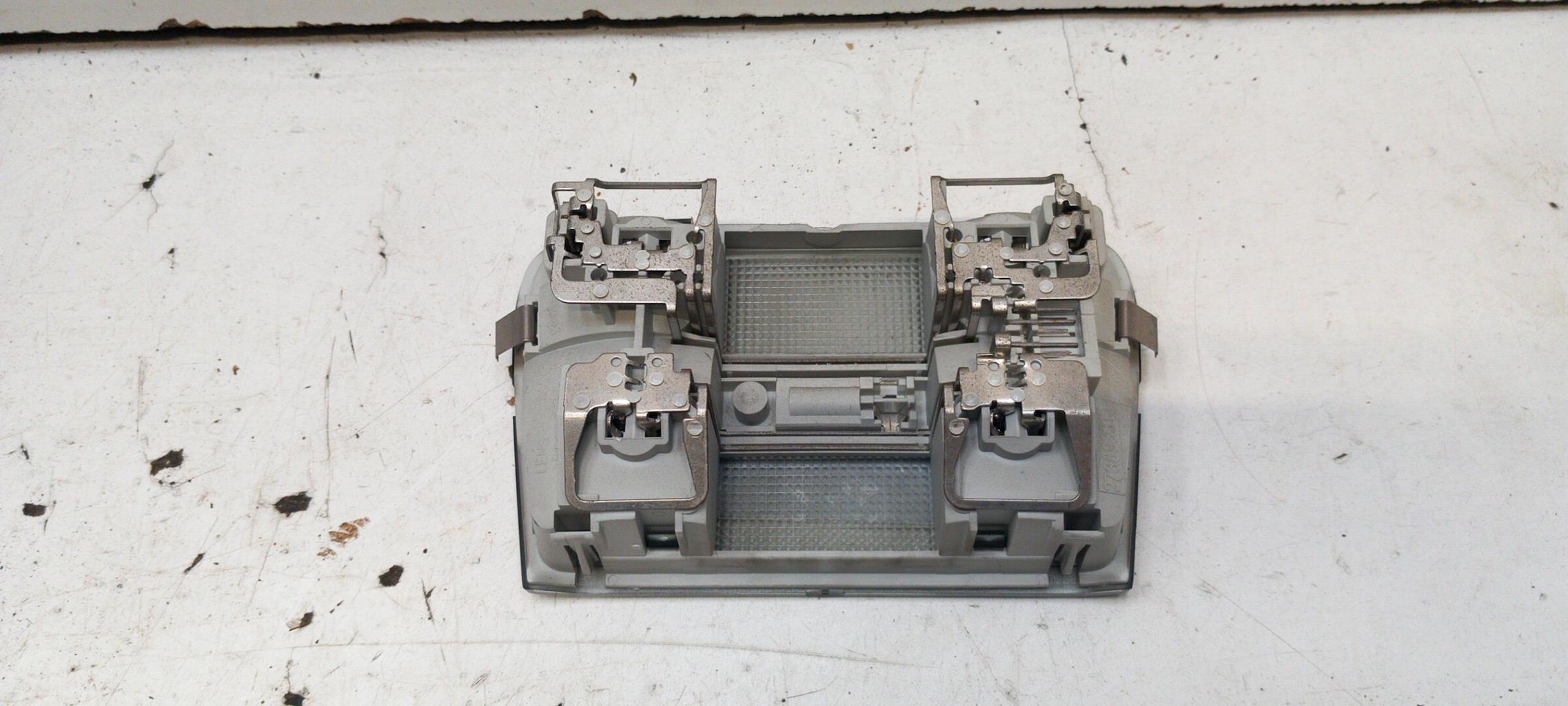Eclairage de plafonnier OPEL MERIVA A PHASE 2 Diesel - 1