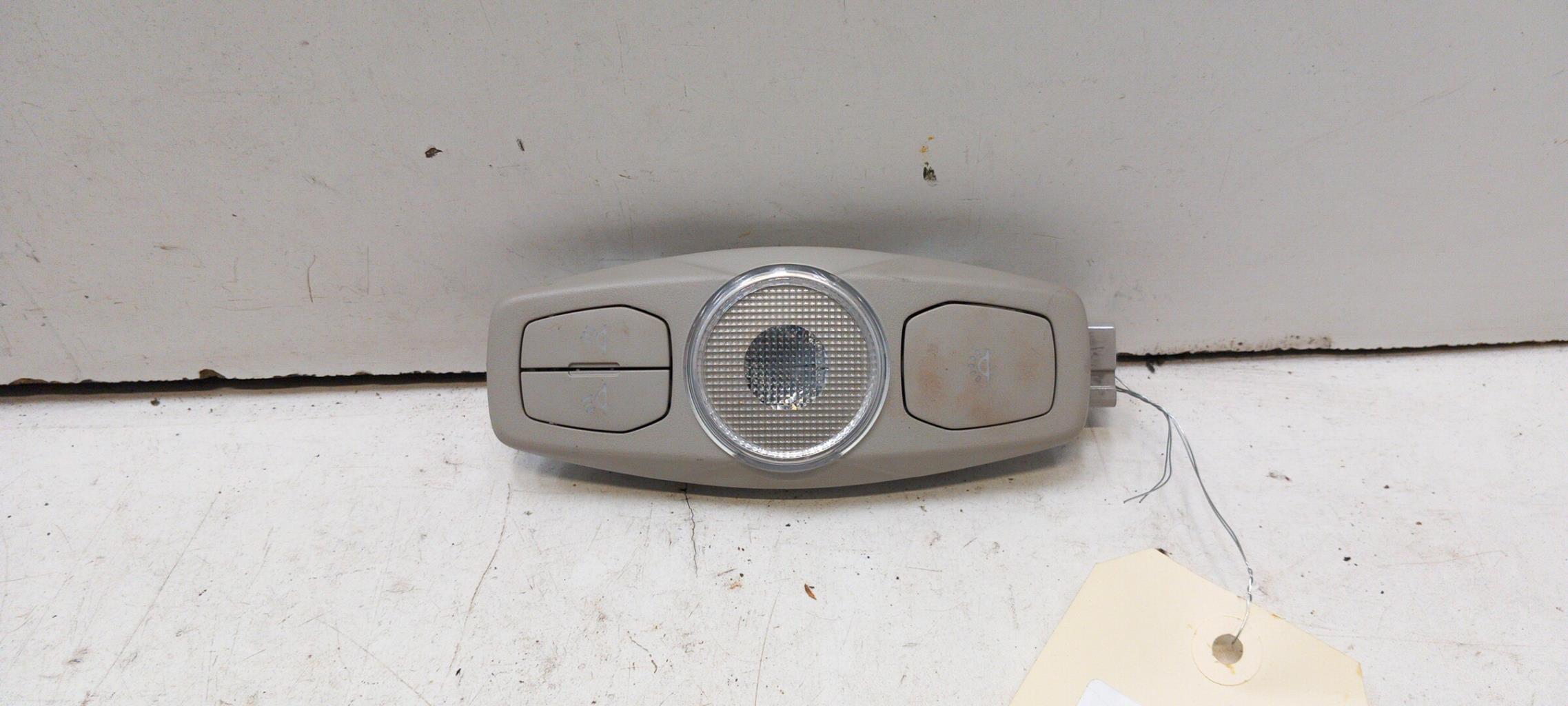 Eclairage de plafonnier FORD MONDEO 3 PHASE 2 Diesel - 1