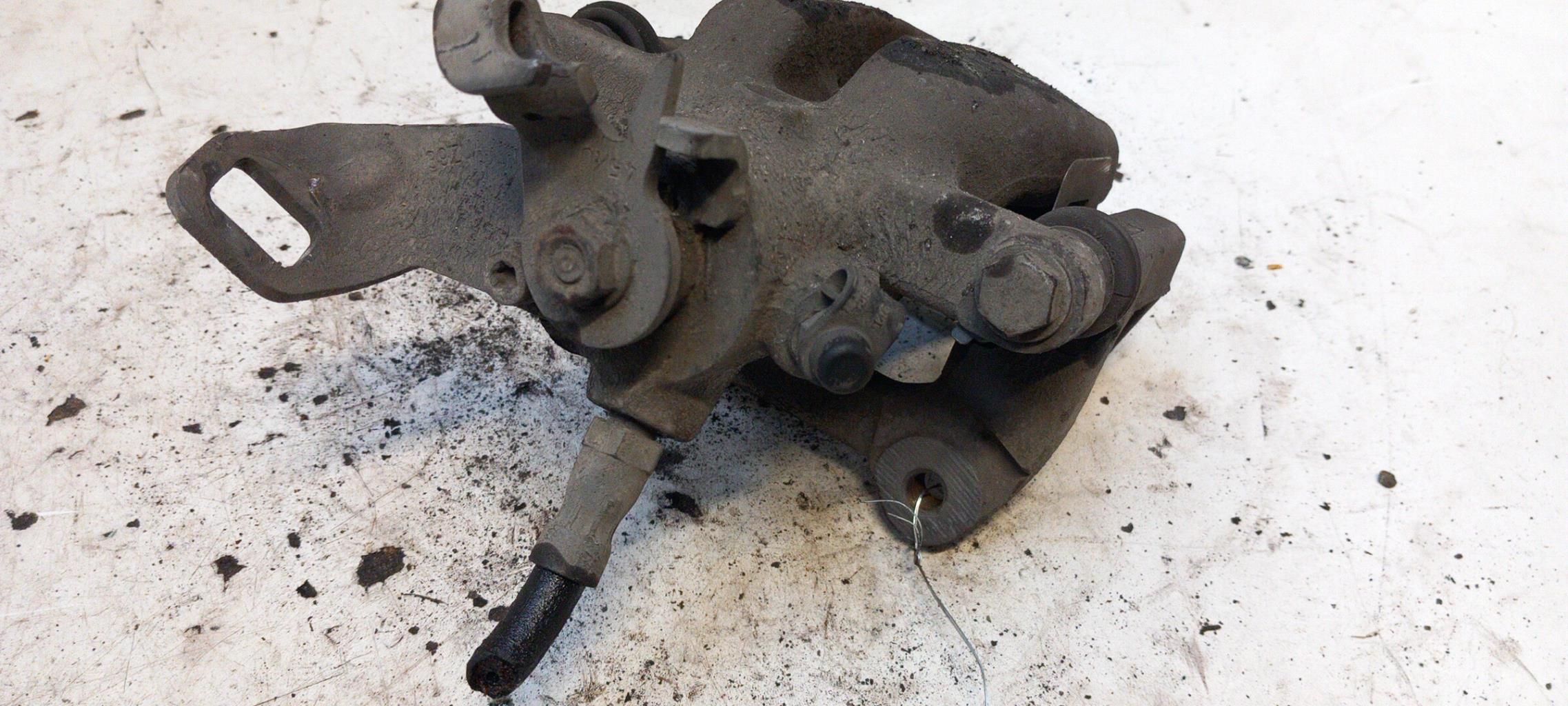 Pinza freni anteriore sinistra MINI MINI 2 R56 PHASE 1 Diésel - 1