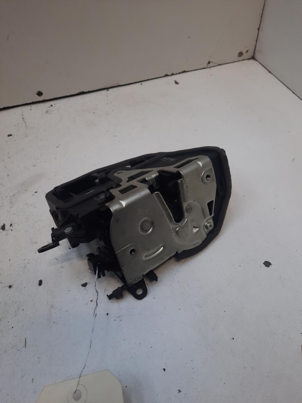 Chiusura centralizzata posteriore destra BMW SERIE 3 E91 TOURING PHASE 2 BREAK Diésel - 1