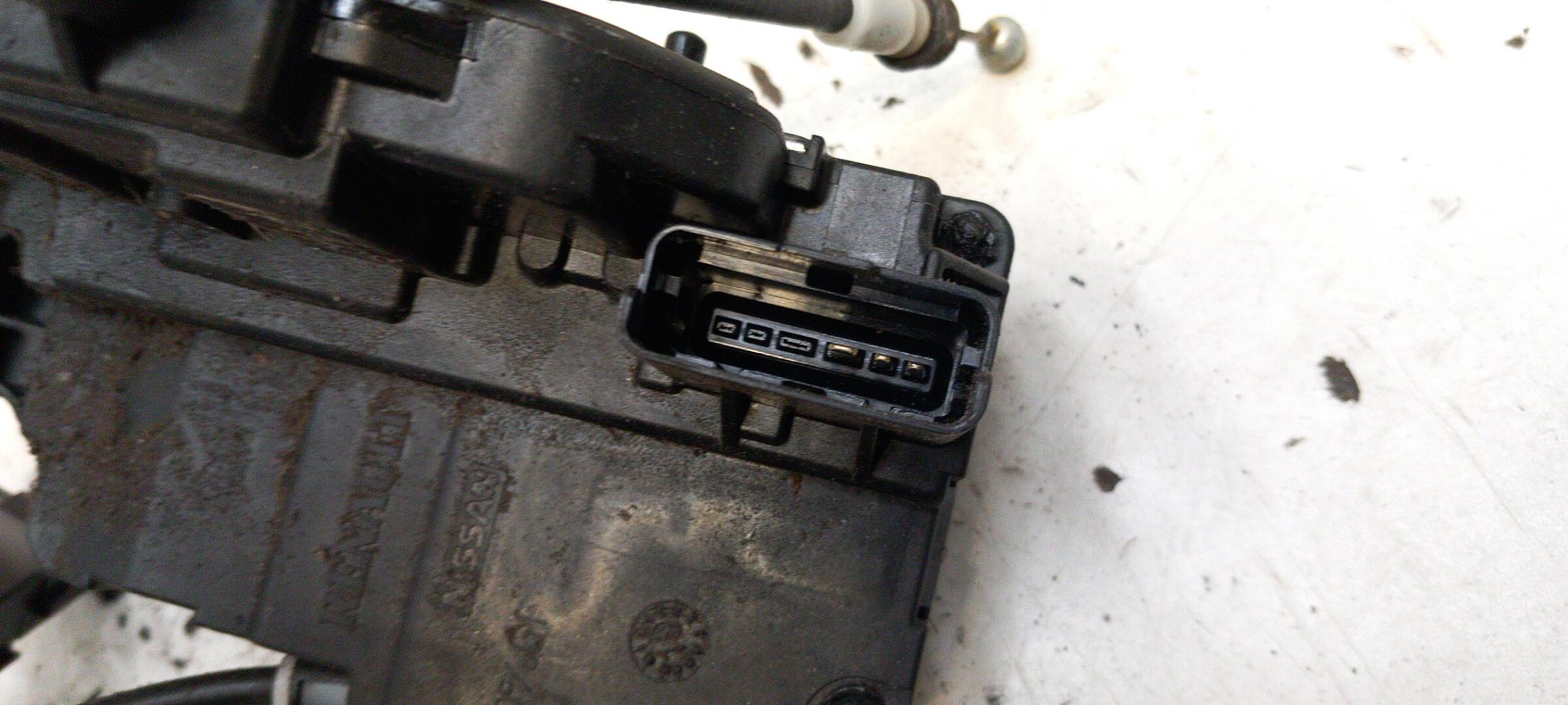 Chiusura centralizzata posteriore destra NISSAN MICRA 3 PHASE 3 Gasolina - 1