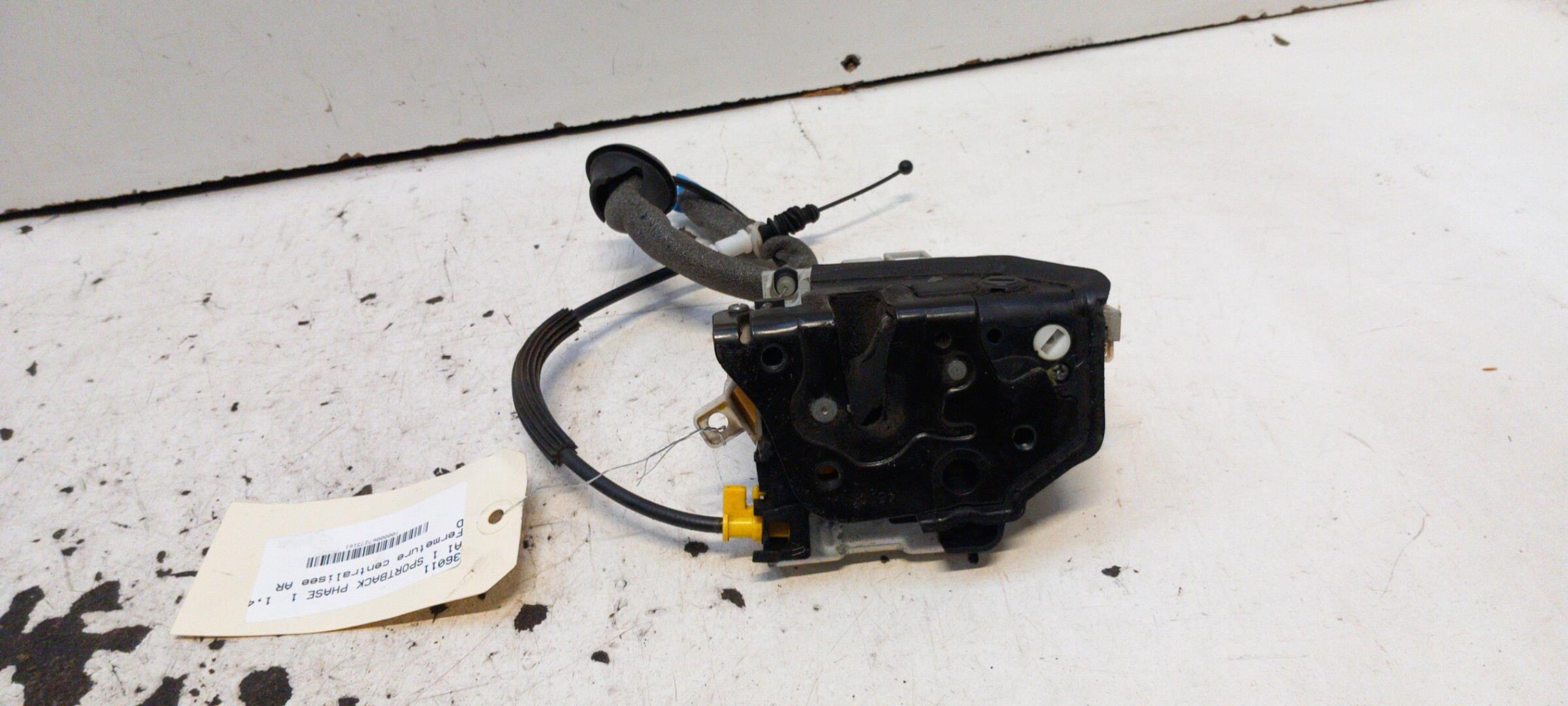 Chiusura centralizzata posteriore destra AUDI A1 1 SPORTBACK PHASE 1 Gasolina - 1